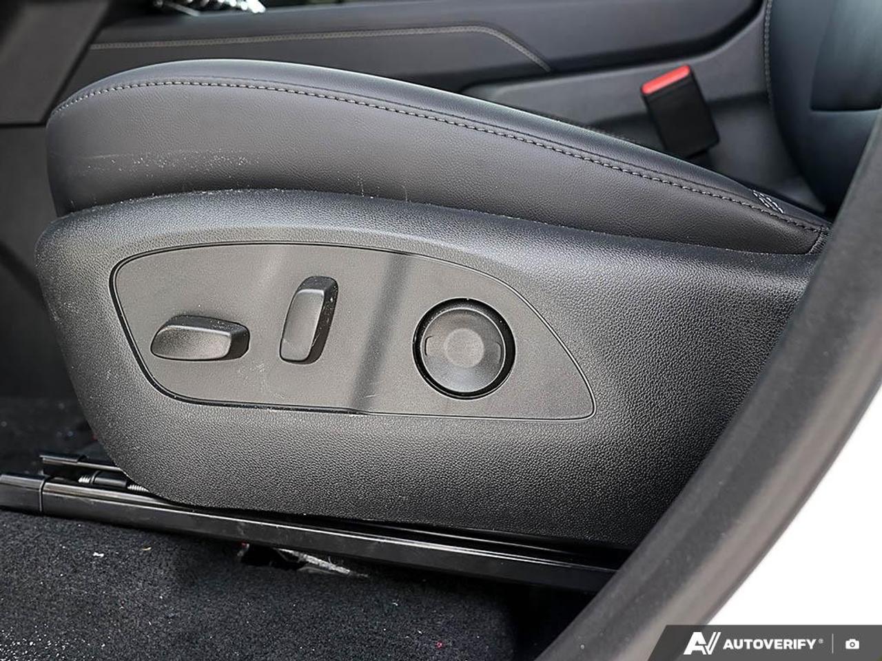 2026 GMC Acadia AWD Elevation Photo