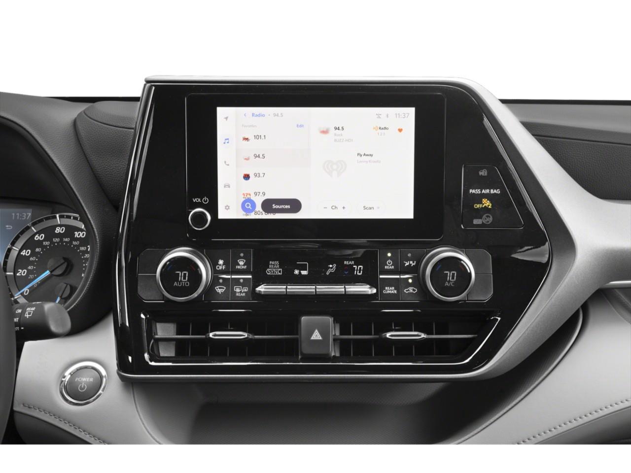 2023 Toyota Highlander Hybrid LE 4dr All-Wheel Drive Photo