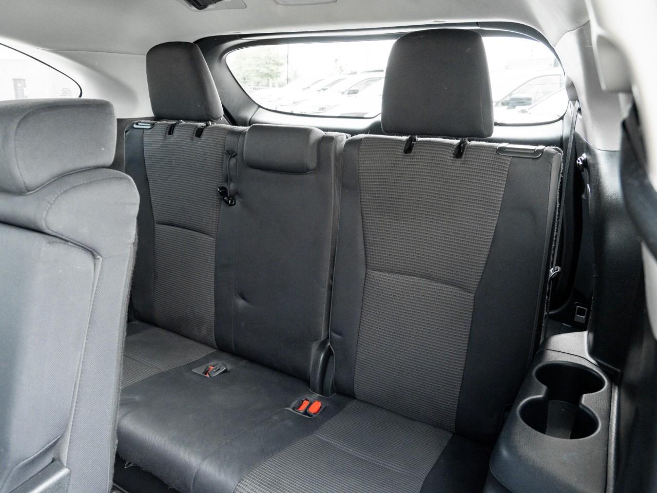 2023 Toyota Highlander Hybrid LE 4dr All-Wheel Drive Photo
