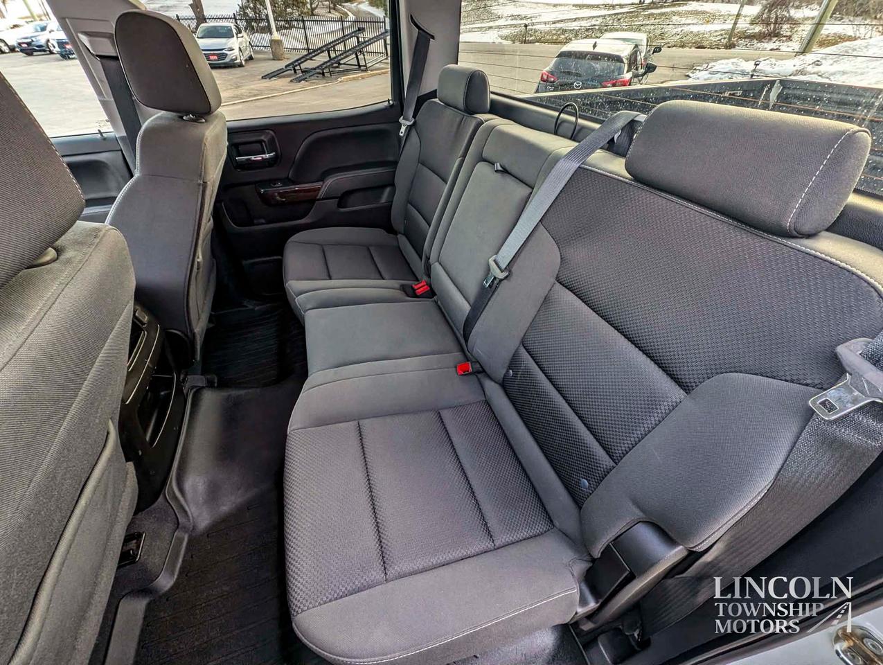 2018 GMC Sierra 1500 SLE- CLEAN CARFAX, V8, 5.3L CREW, RMT START & MORE Photo