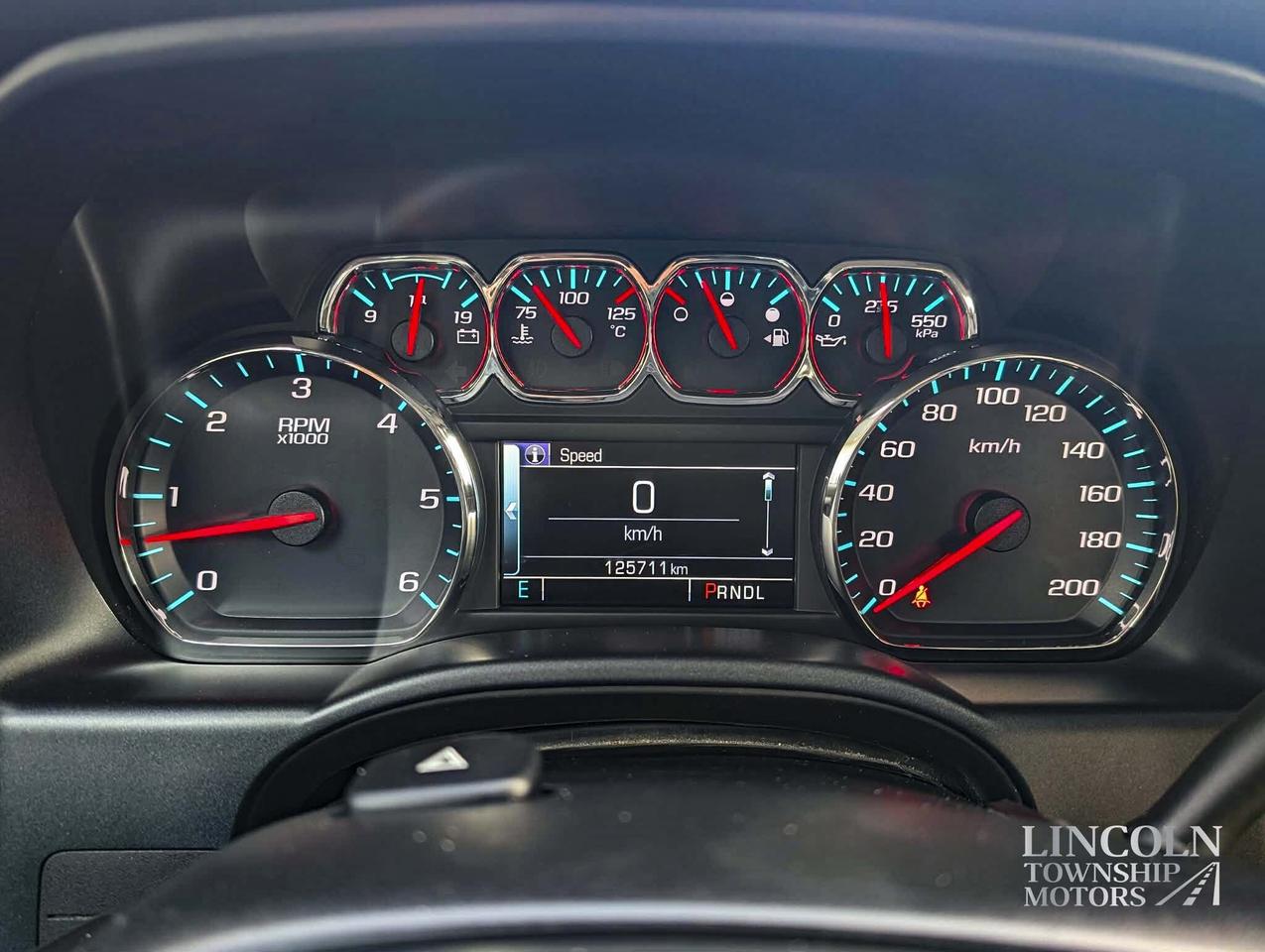 2018 GMC Sierra 1500 SLE- CLEAN CARFAX, V8, 5.3L CREW, RMT START & MORE Photo