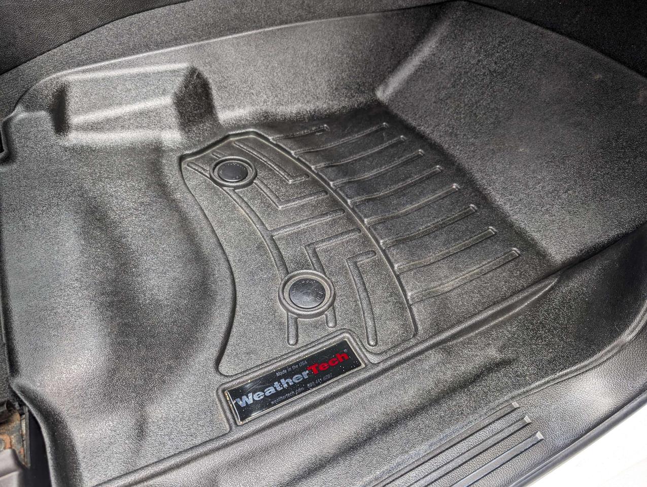 2018 GMC Sierra 1500 SLE- CLEAN CARFAX, V8, 5.3L CREW, RMT START & MORE Photo