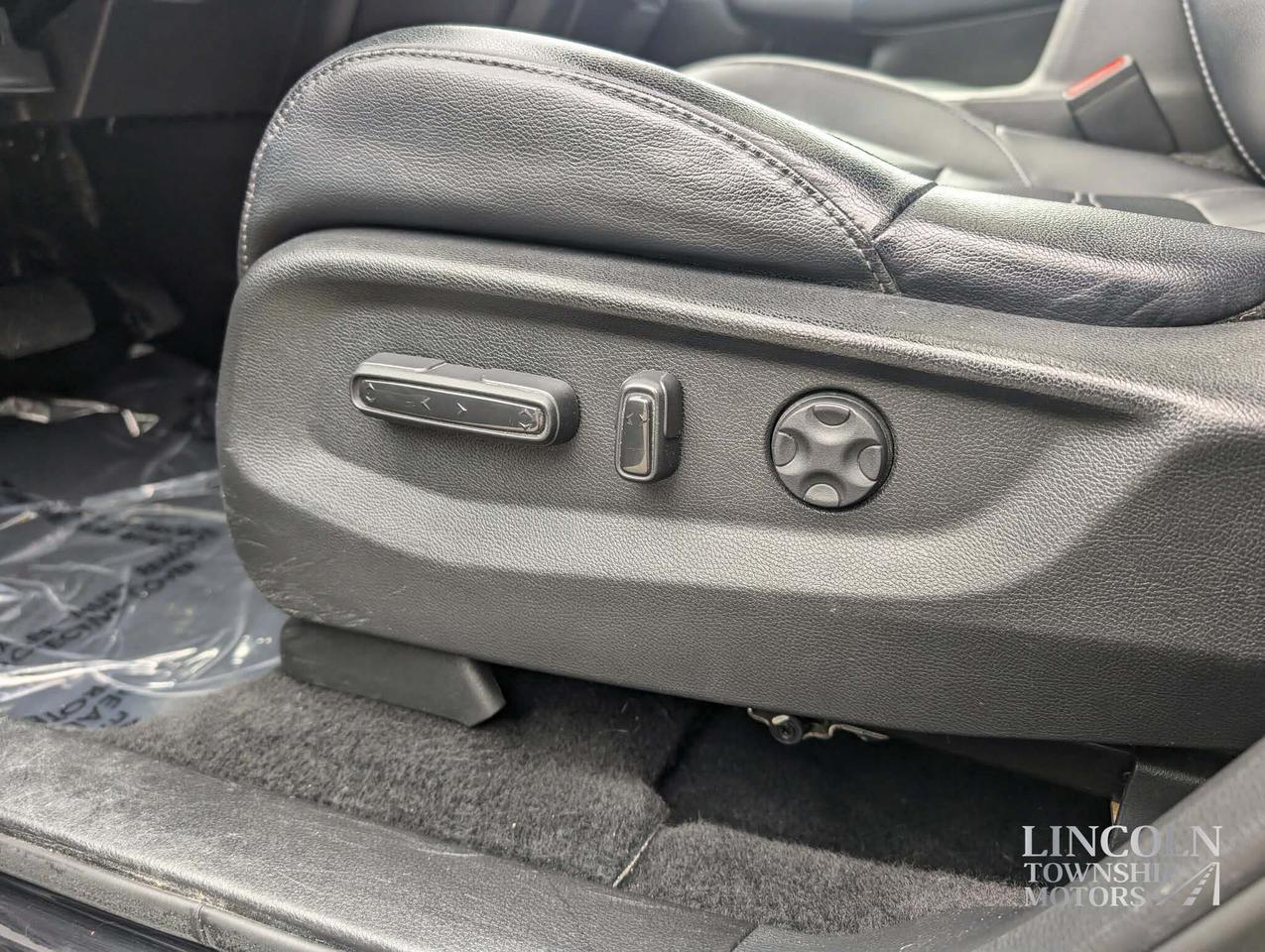 2018 Honda CR-V EX-L- CLEAN CARFAX, RMT START, AWD, WINTERS & MORE Photo