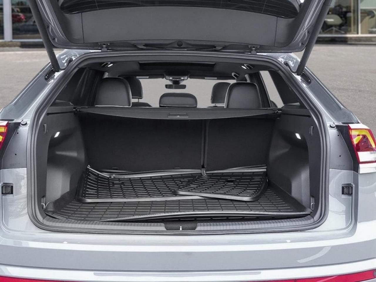 2026 Volkswagen Atlas Cross Sport Execline Photo