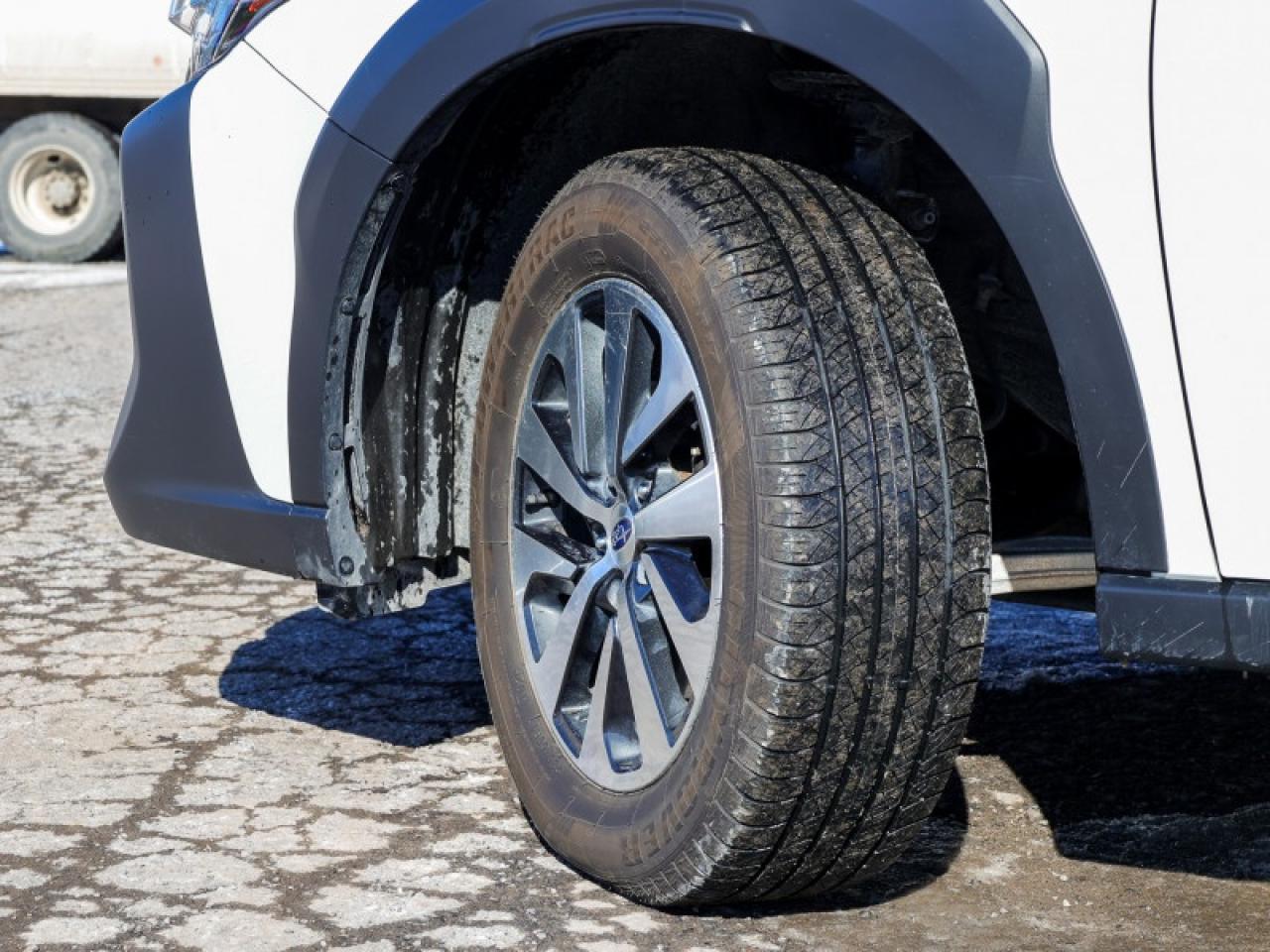 2024 Subaru Outback Touring Photo