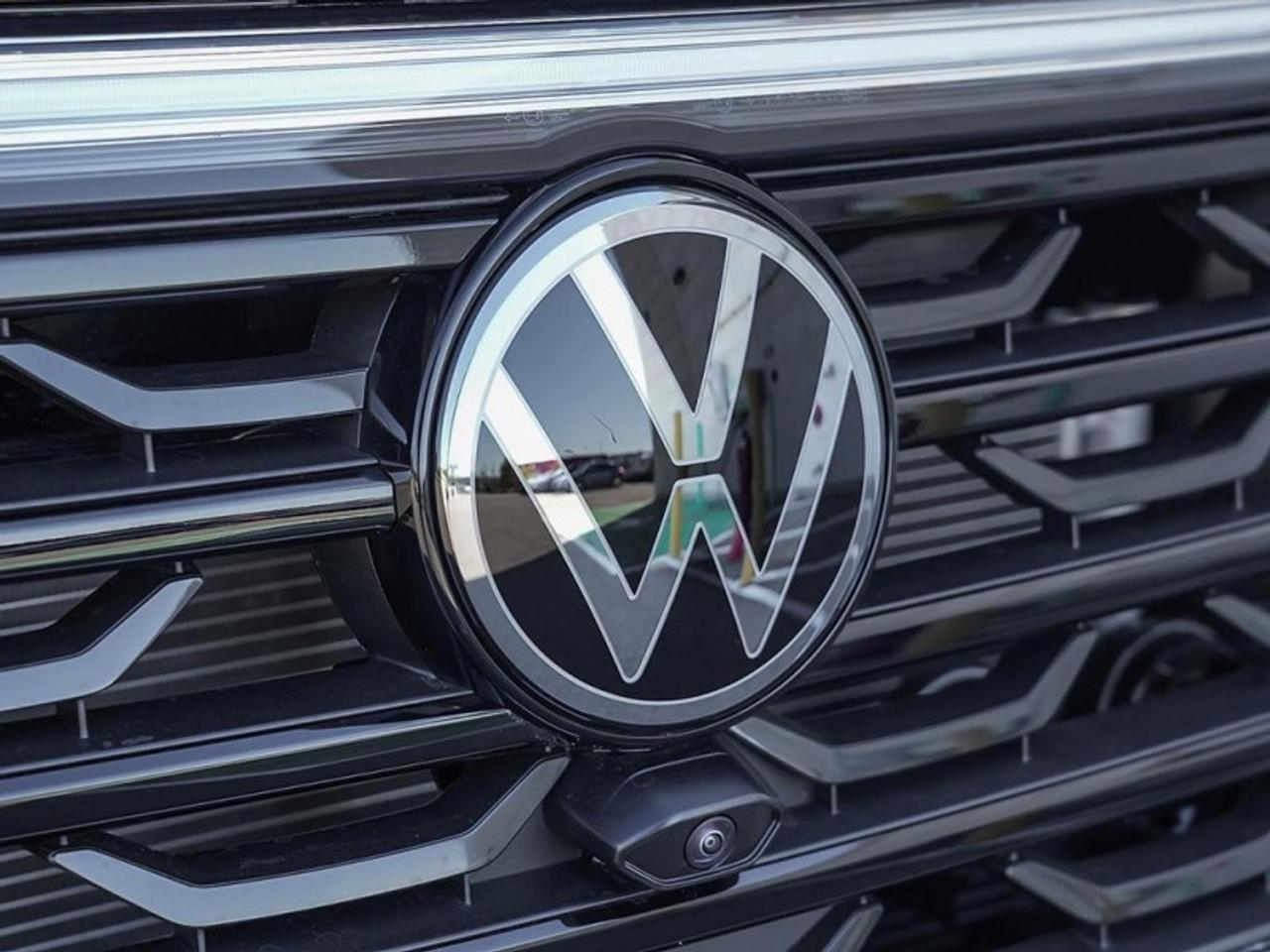 2026 Volkswagen Atlas Cross Sport Highline Photo