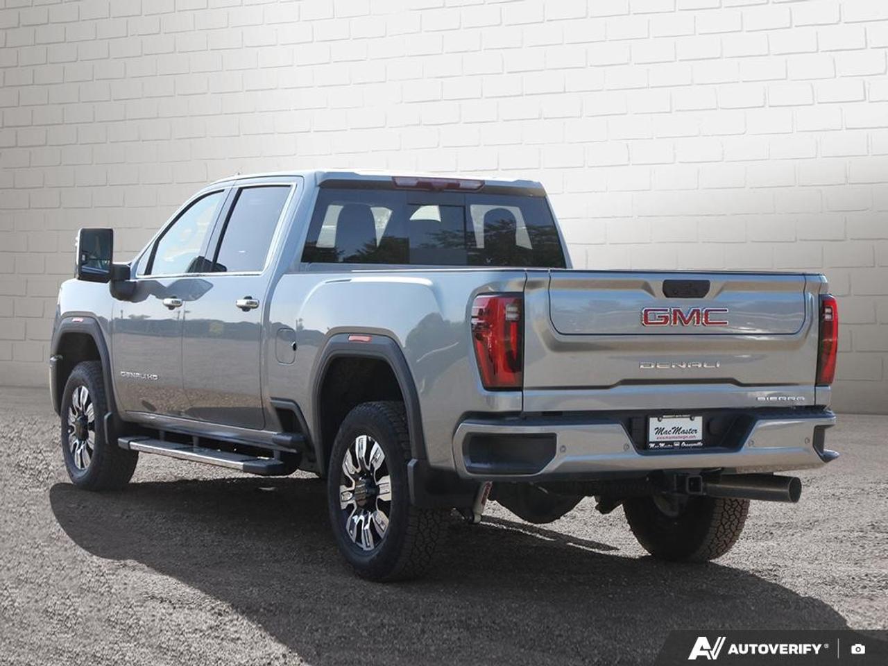 2026 GMC SIERRA 2500HD Crew Cab Standard Box 4-Wheel Drive Denali Photo