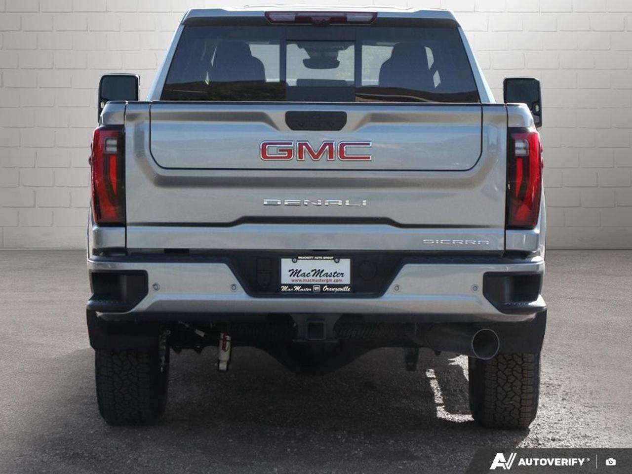 2026 GMC SIERRA 2500HD Crew Cab Standard Box 4-Wheel Drive Denali Photo
