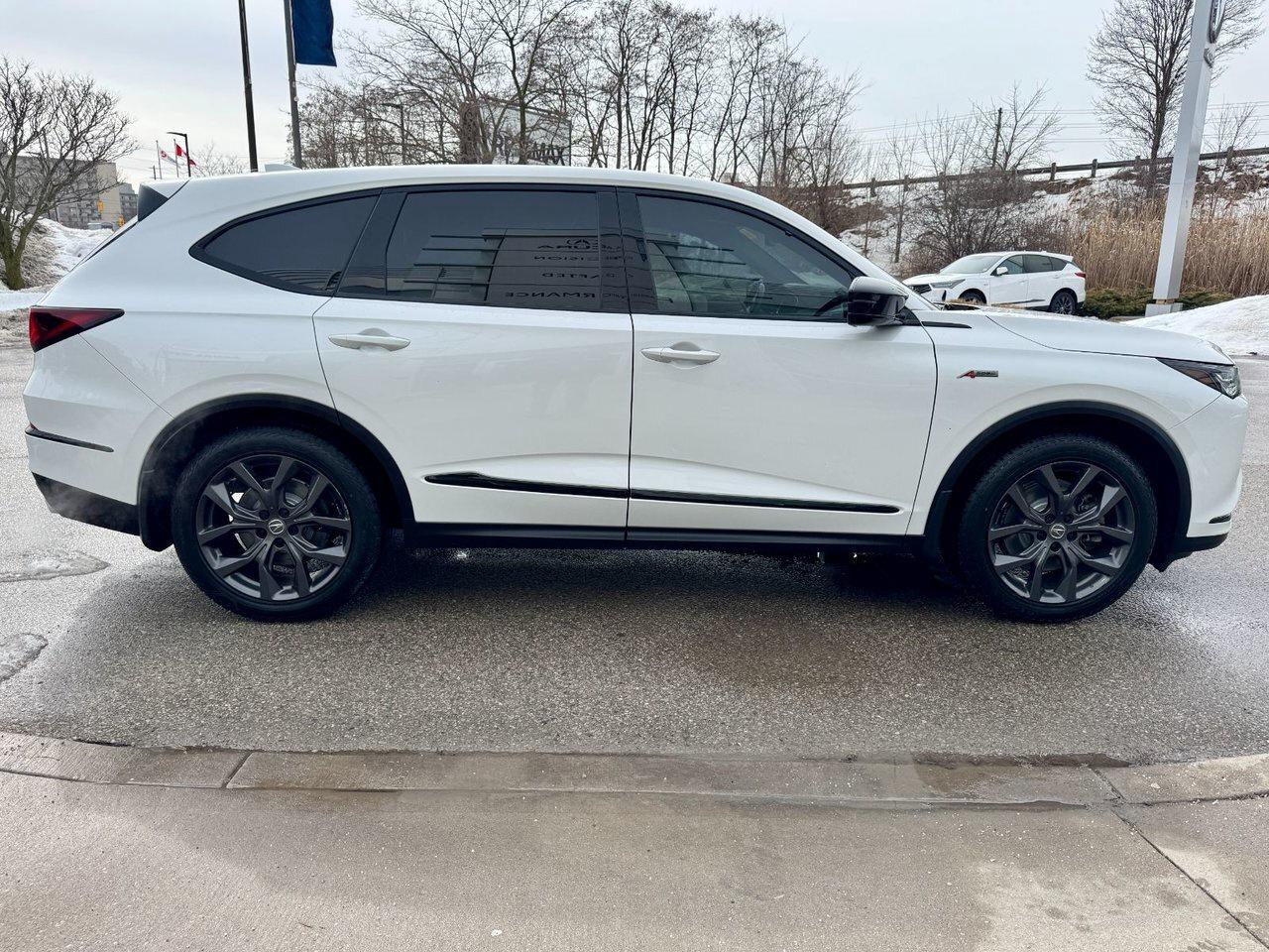 2023 Acura MDX A-Spec 3500lbs Acura Trailer Pkg Photo