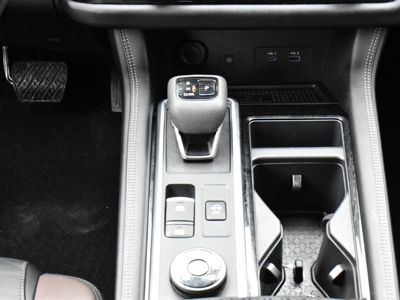 2025 Nissan Pathfinder PLATINUM - PREVIOUS MANAGER DEMONSTRATOR Photo