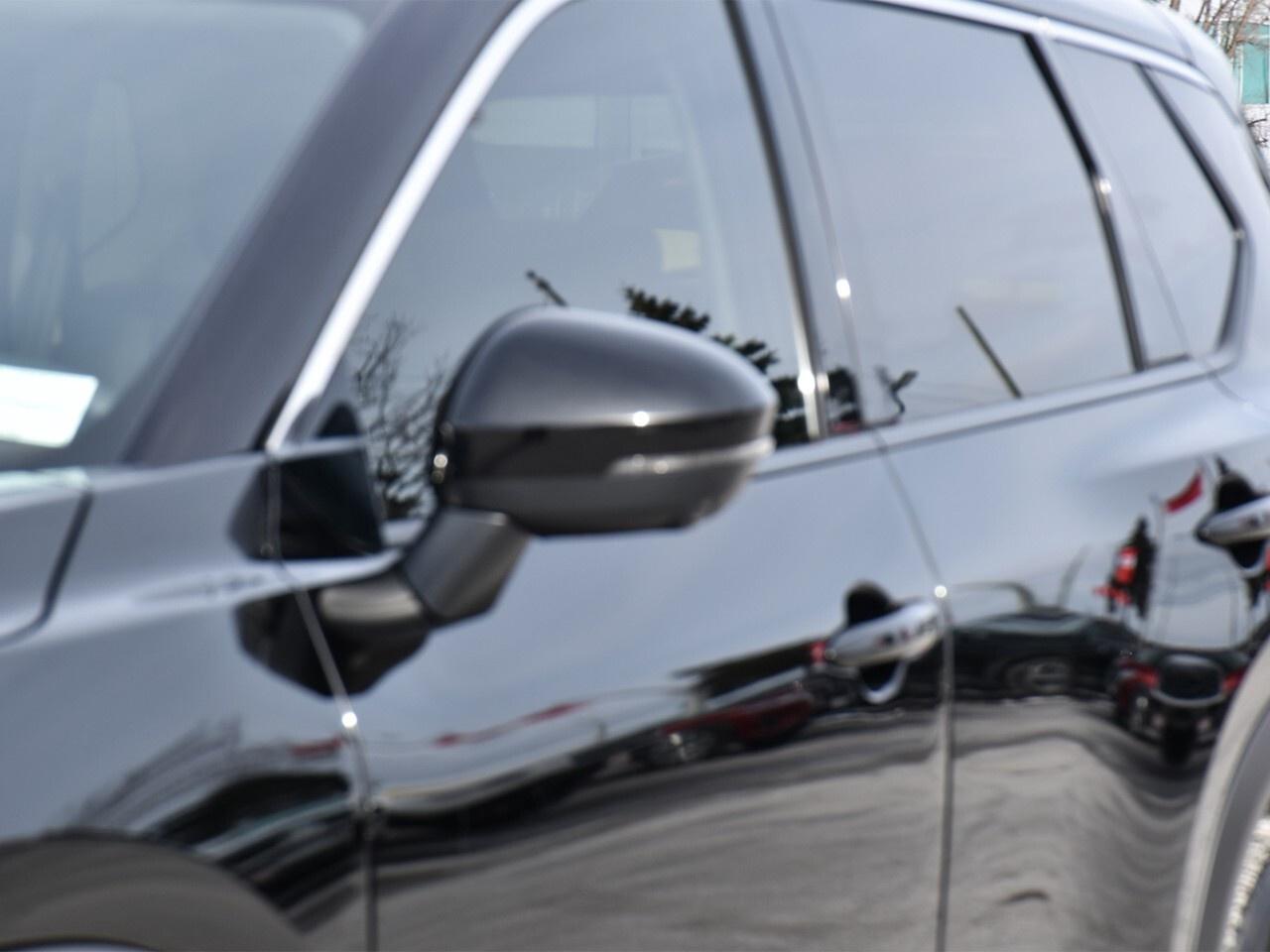 2023 Nissan Rogue PLATINUM, FULLY LOADED, BOSE AUDIO, APPLE CARPLAY Photo4