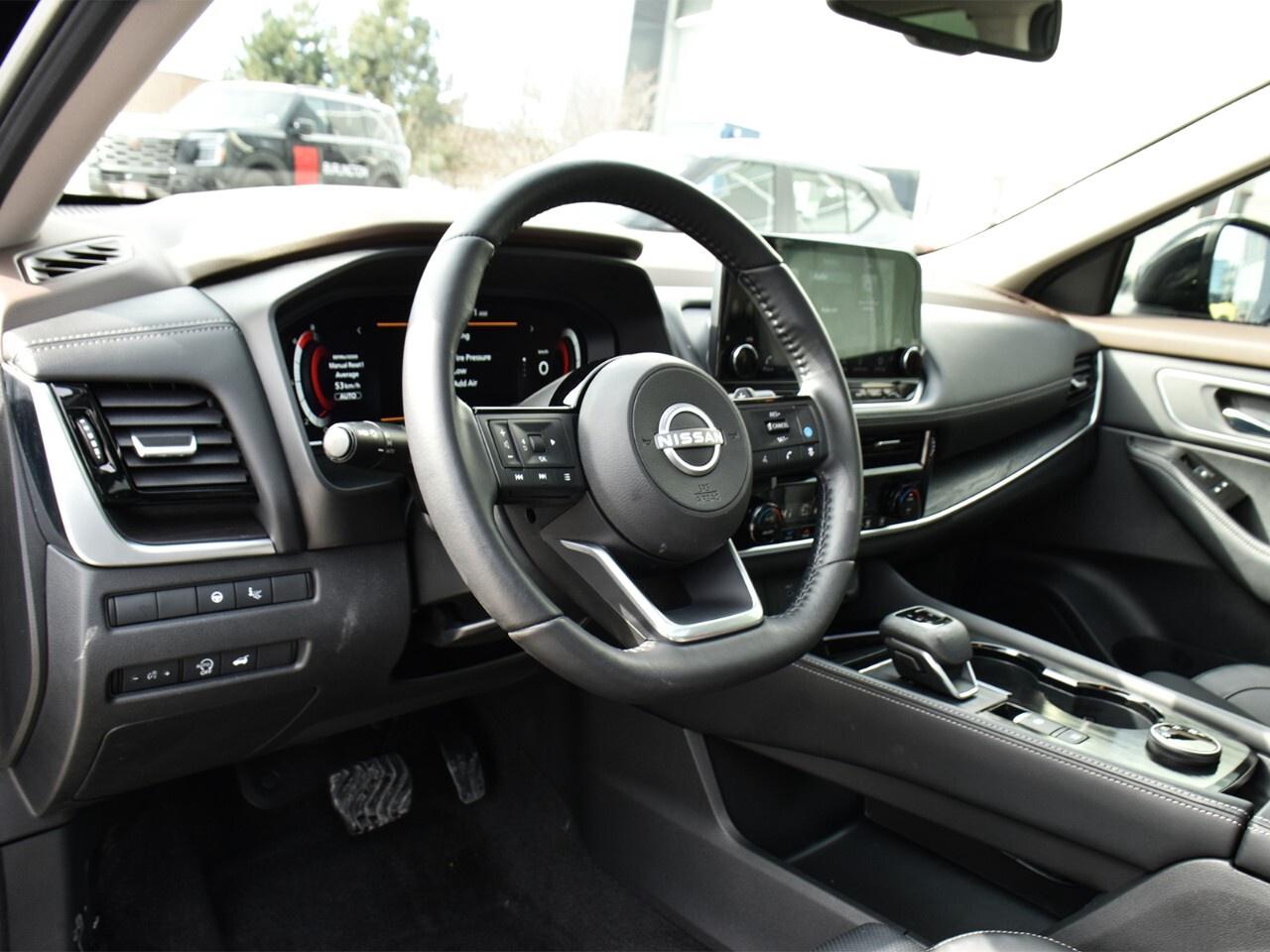 2023 Nissan Rogue PLATINUM, FULLY LOADED, BOSE AUDIO, APPLE CARPLAY Photo