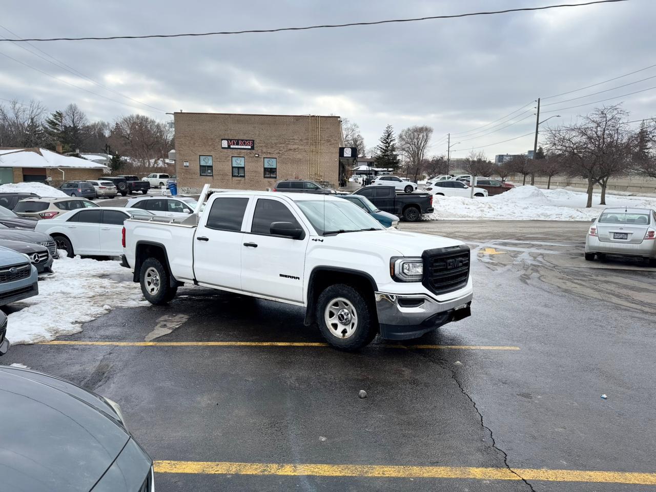 2017 GMC Sierra 1500 4WD Crew Cab 153.0 Photo2