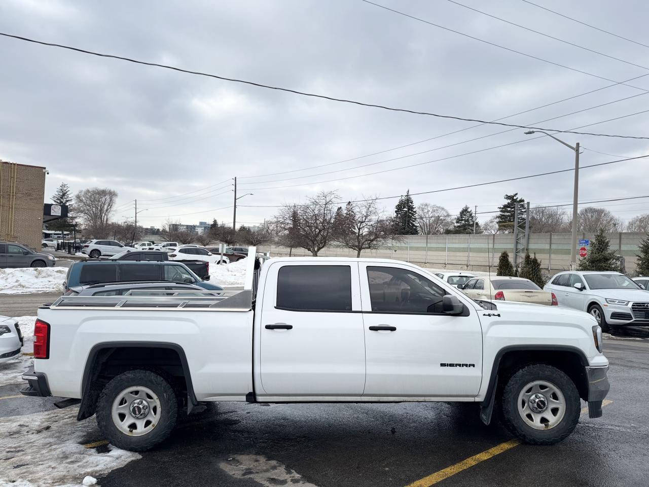 2017 GMC Sierra 1500 4WD Crew Cab 153.0 Photo3
