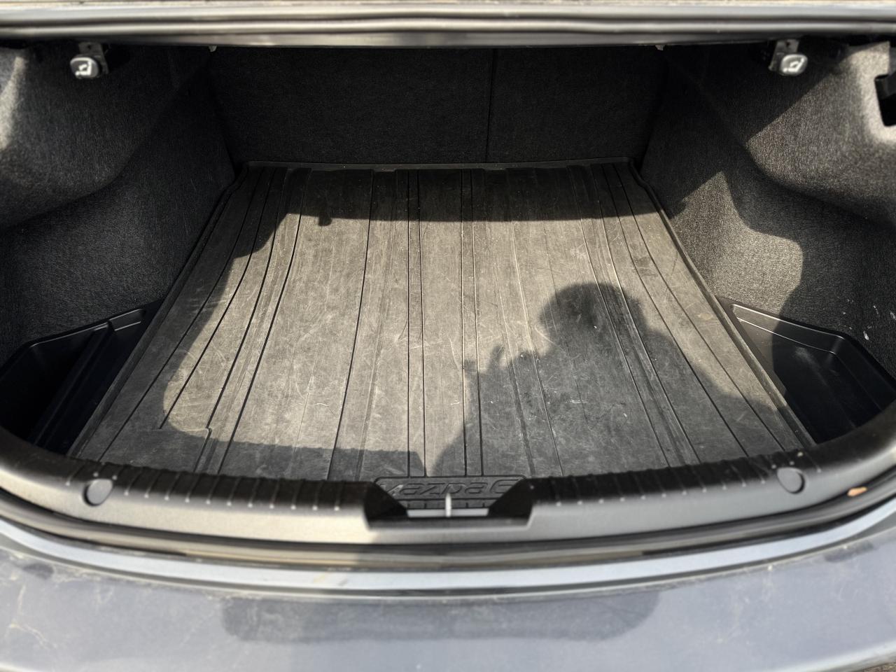 2015 Mazda MAZDA6 6 Speed Manual   Grand Touring! Photo