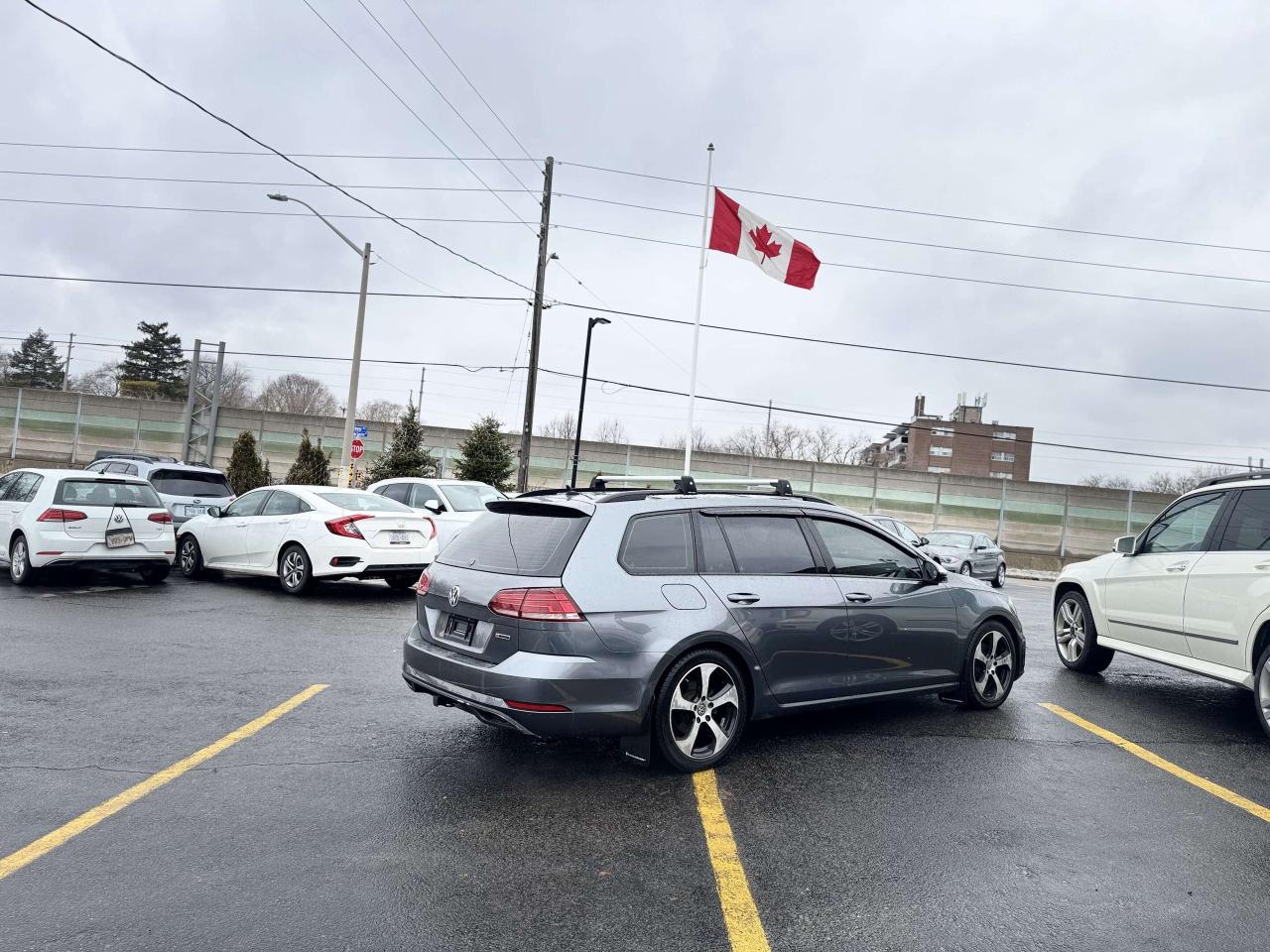 2018 Volkswagen Golf SportWagen Comfortline Manual 4MOTION! Photo