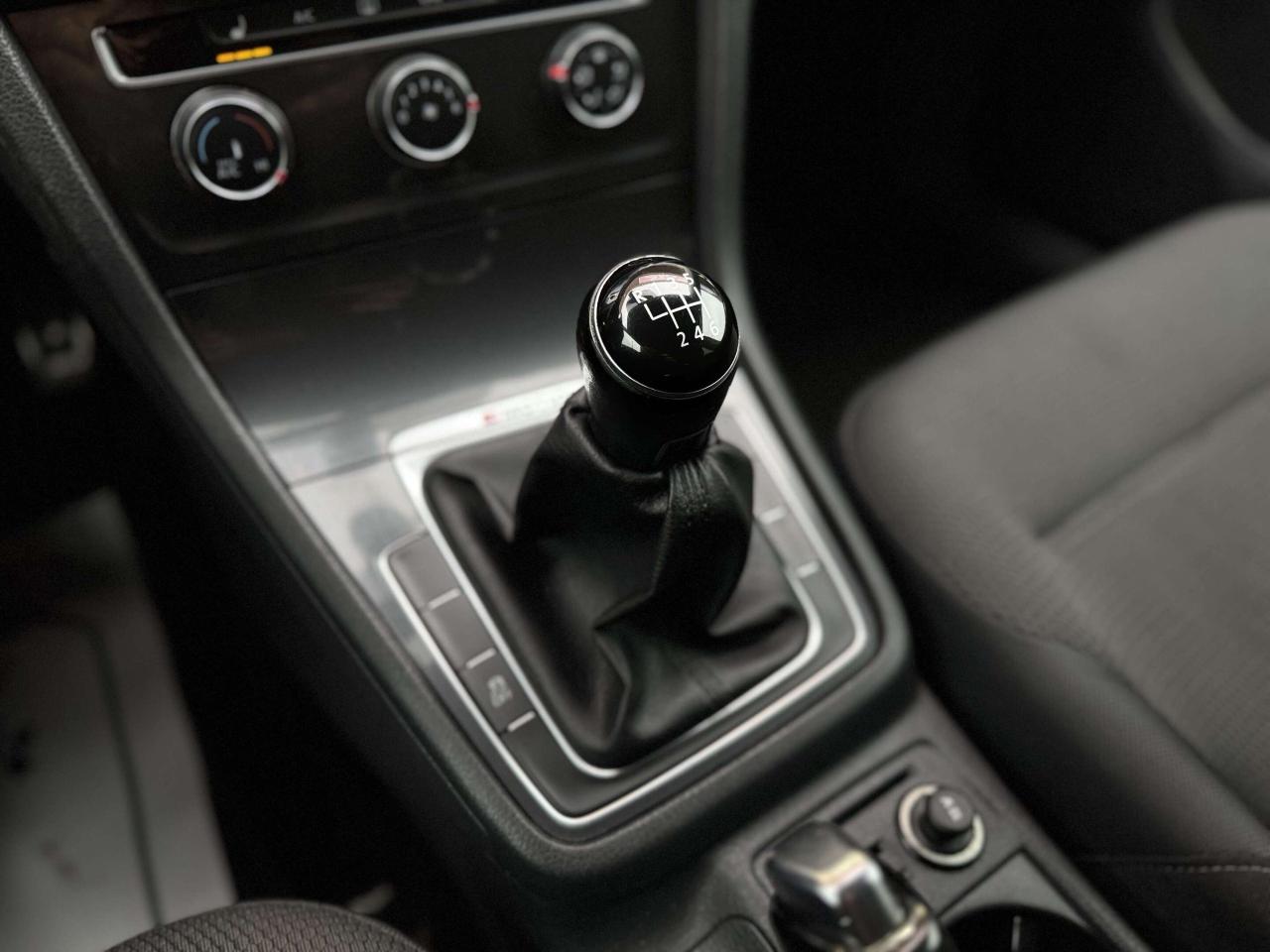 2018 Volkswagen Golf SportWagen Comfortline Manual 4MOTION! Photo