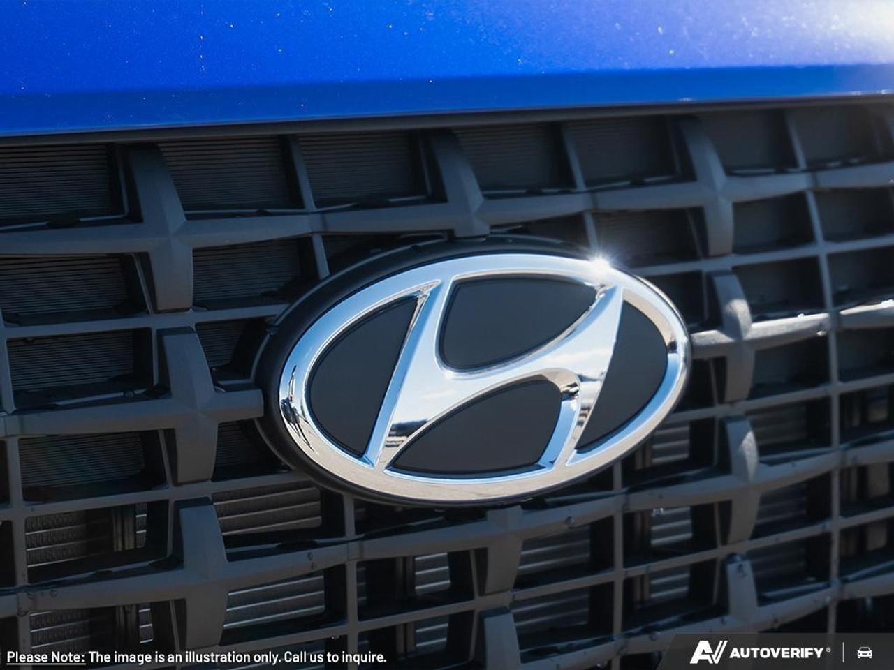 2026 Hyundai Venue Essential w/Two-Tone 4dr Front-Wheel Drive Photo