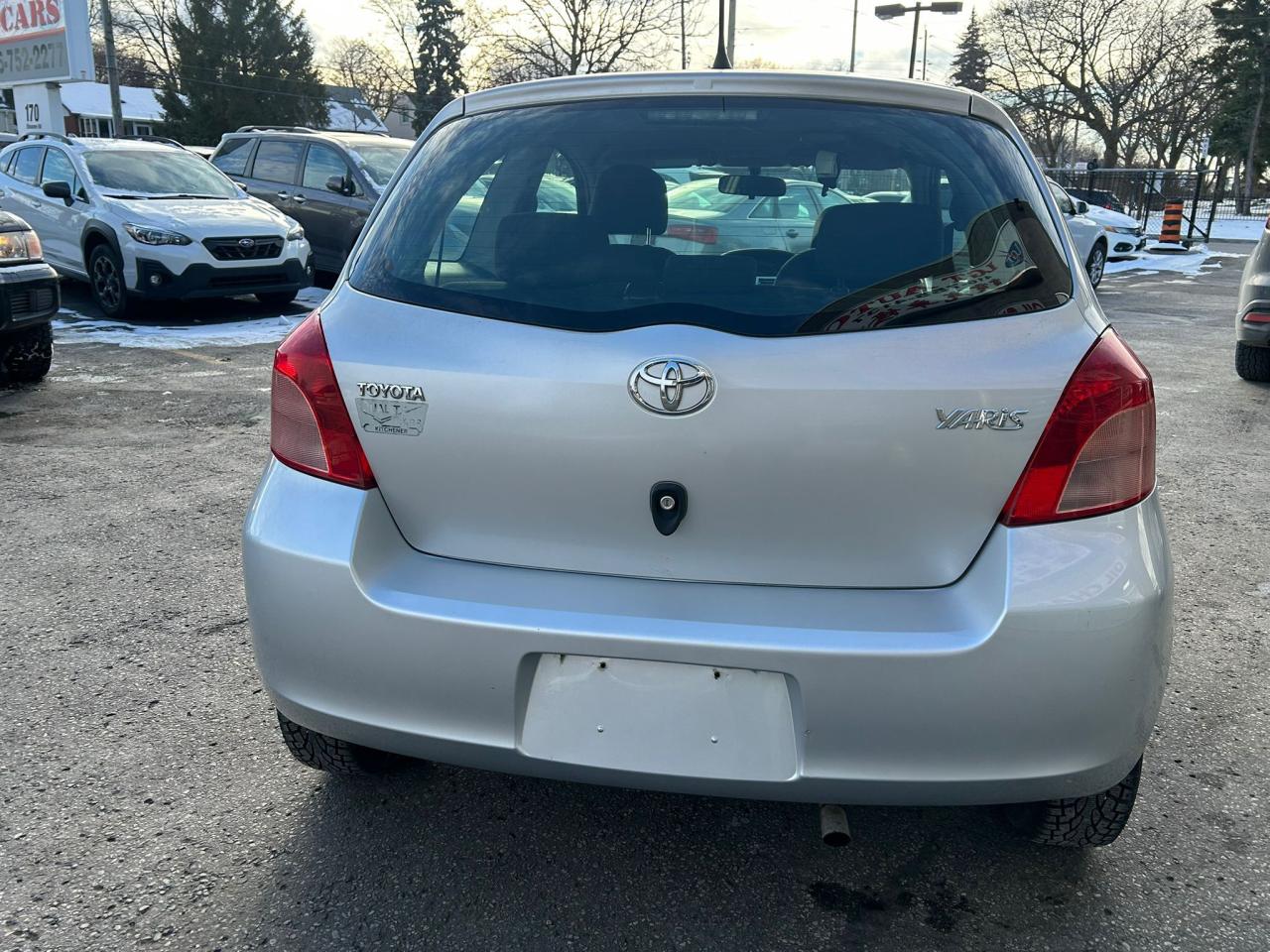 2007 Toyota Yaris 5 Spd Manual Photo4