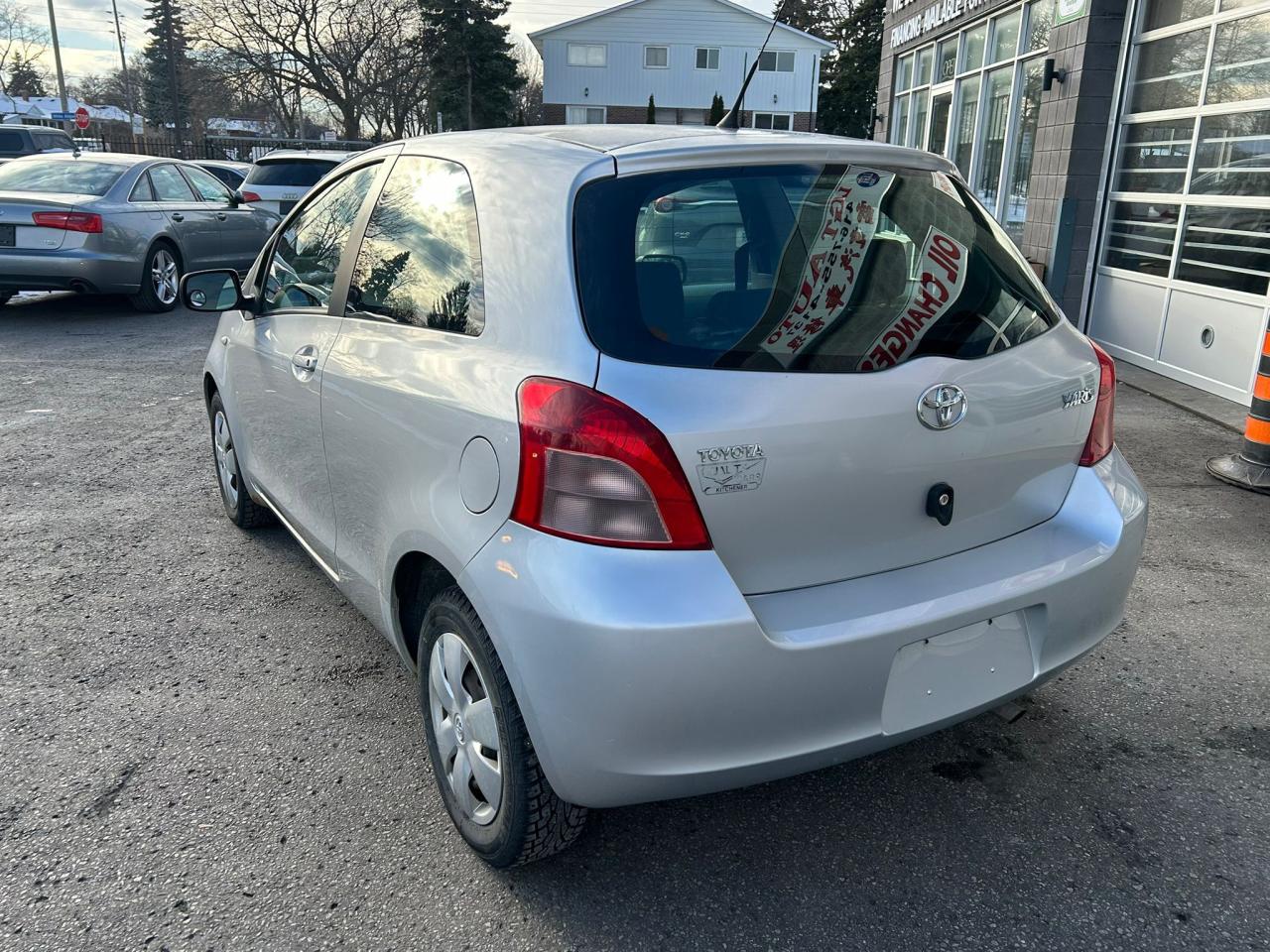 2007 Toyota Yaris 5 Spd Manual Photo
