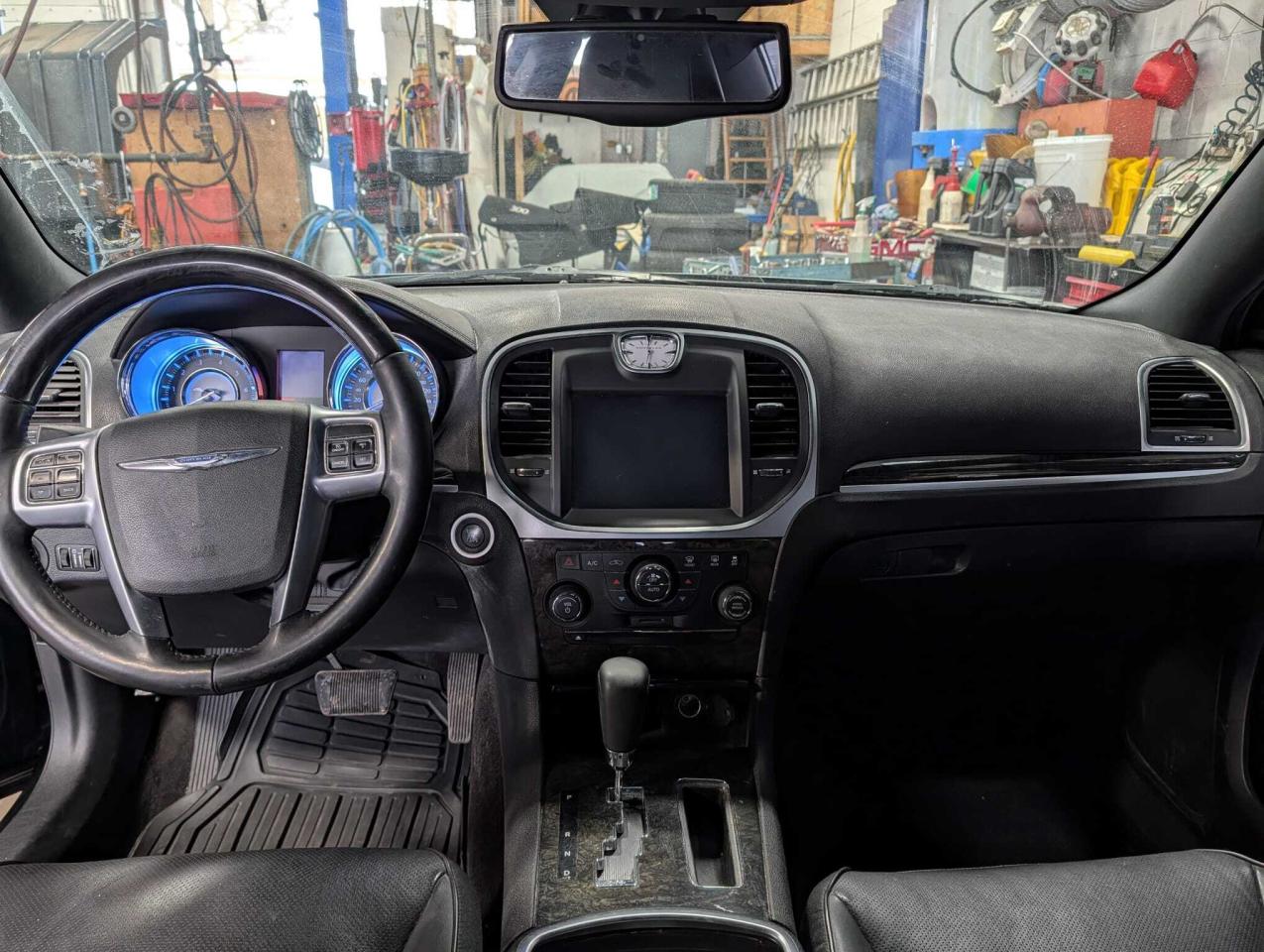 2011 Chrysler 300 4dr Sdn 300C AWD Photo