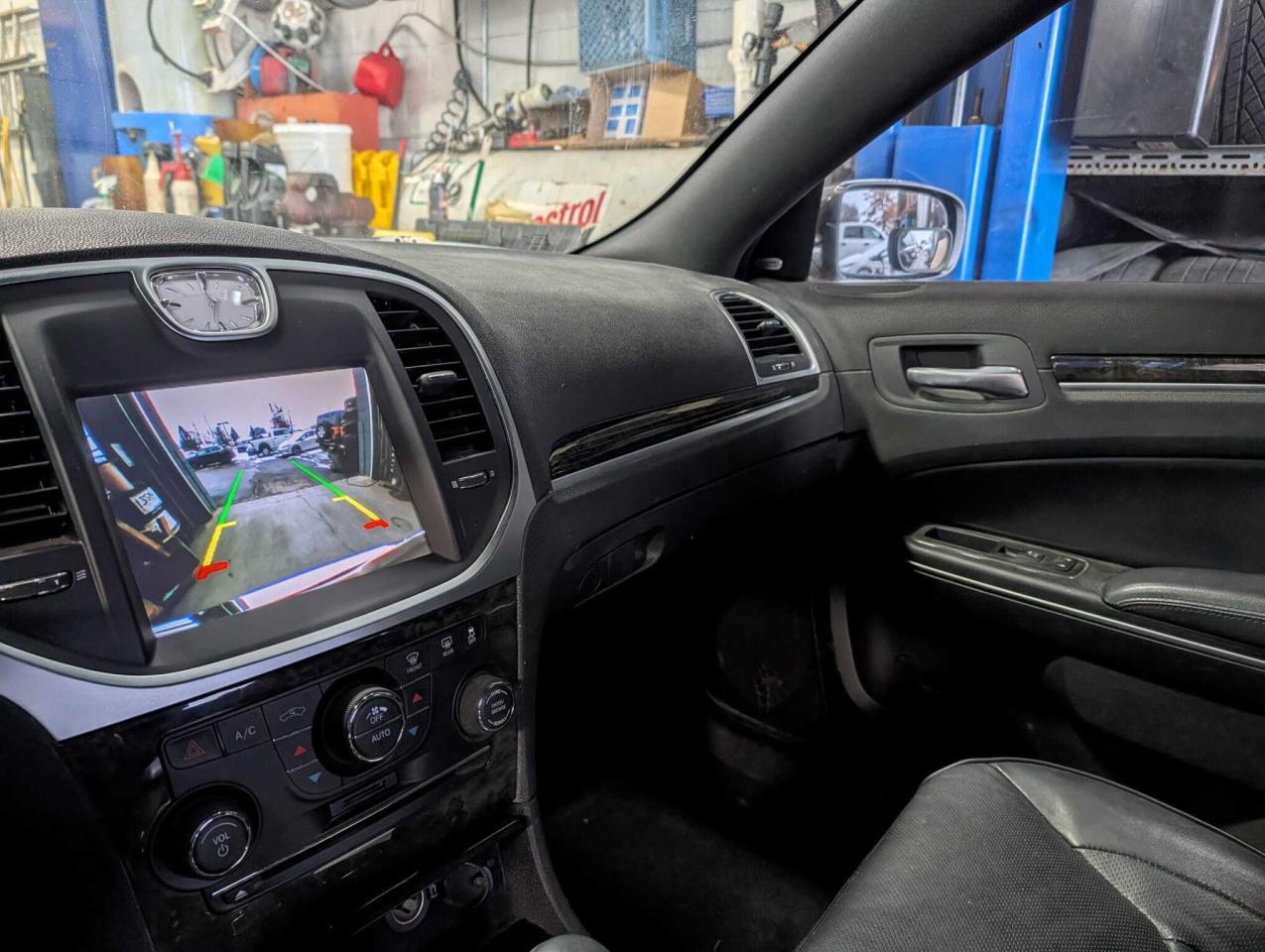 2011 Chrysler 300 4dr Sdn 300C AWD Photo