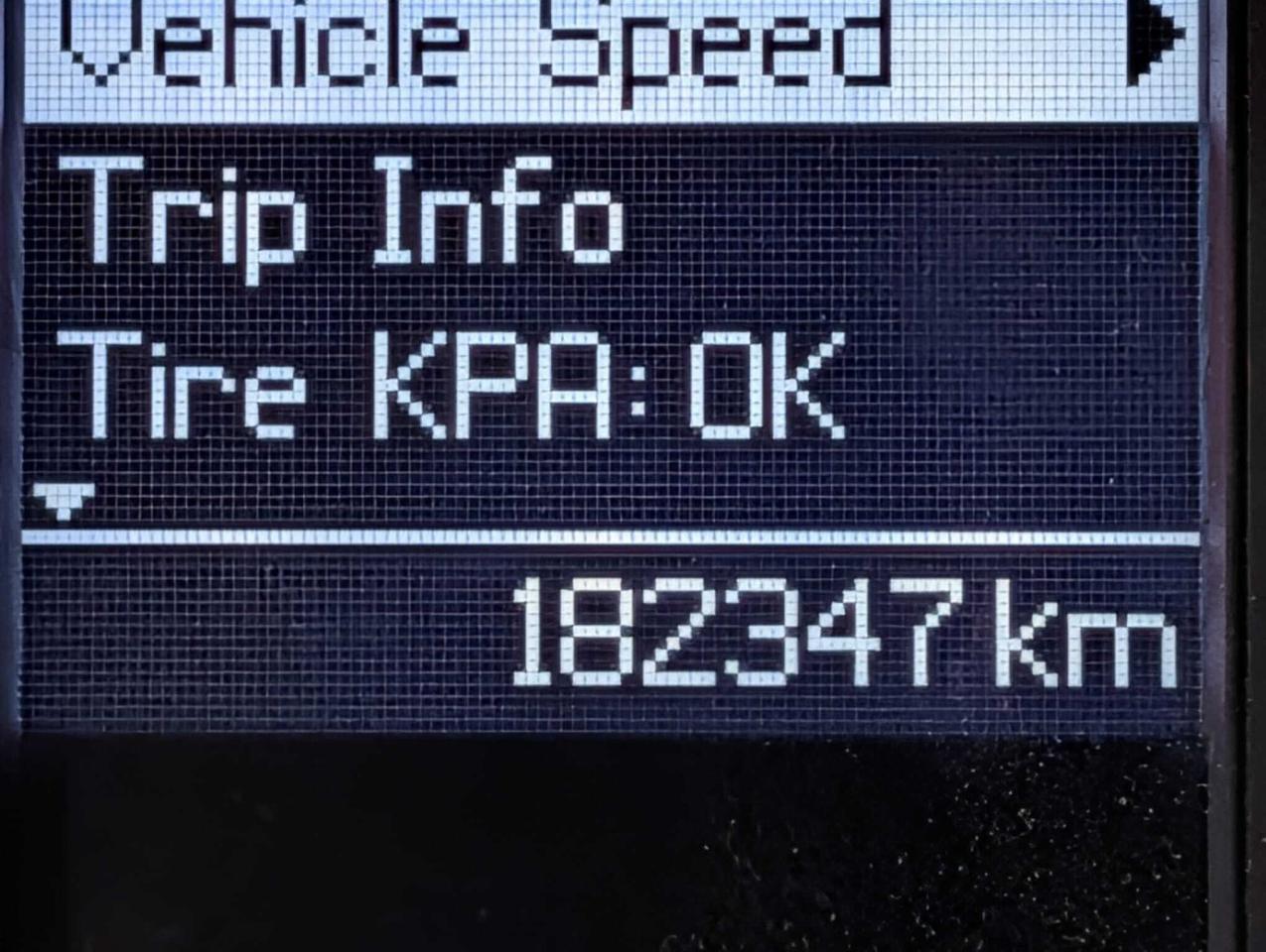 2011 Chrysler 300 4dr Sdn 300C AWD Photo