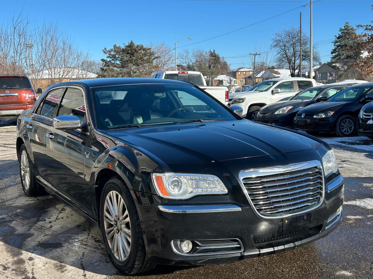 2011 Chrysler 300 4dr Sdn 300C AWD Photo