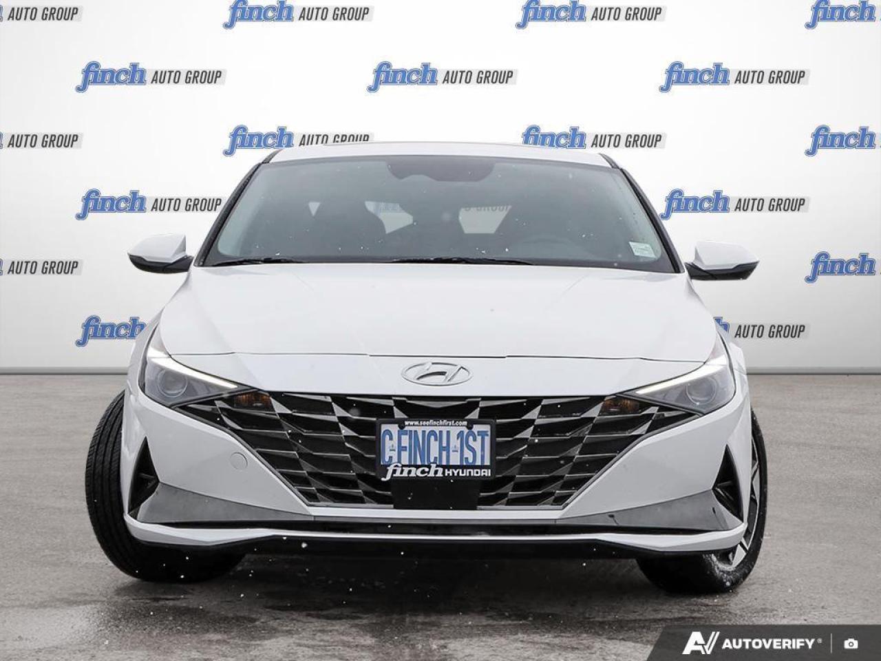 2023 Hyundai Elantra Luxury 4dr Sedan Photo