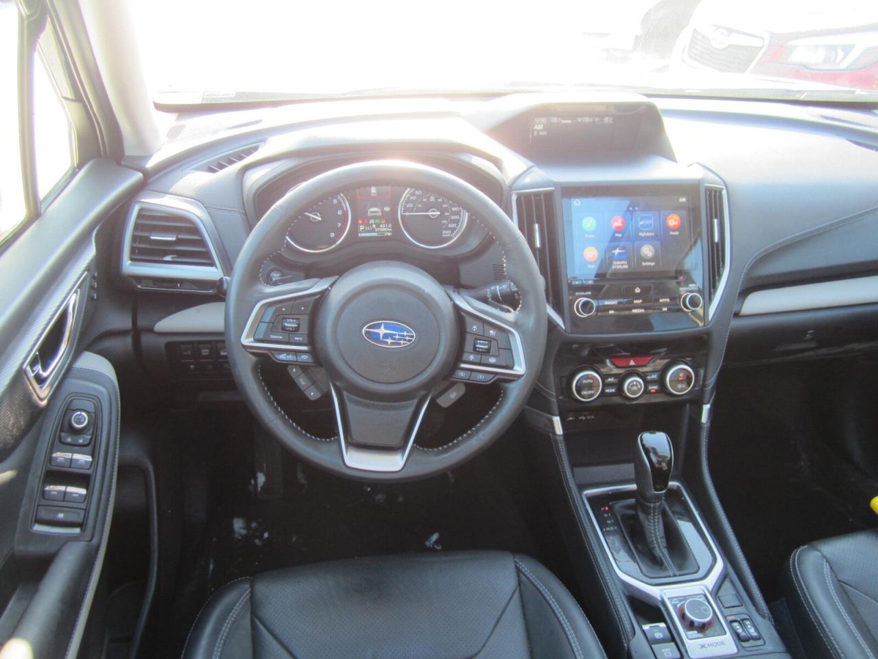 2023 Subaru Forester Limited CVT ONE OWNER NO ACCIDENTS Photo