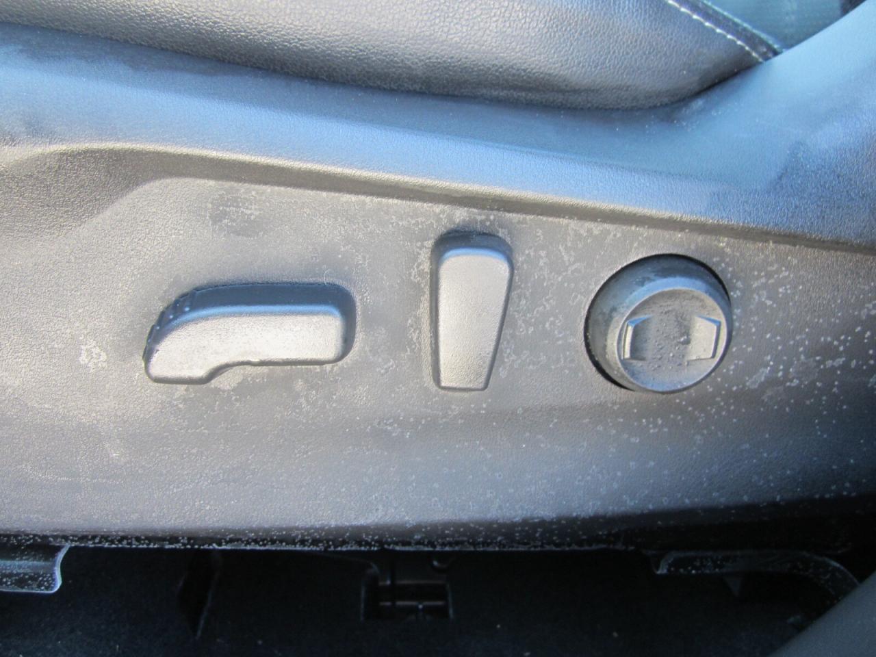 2023 Subaru Forester Limited CVT ONE OWNER NO ACCIDENTS Photo