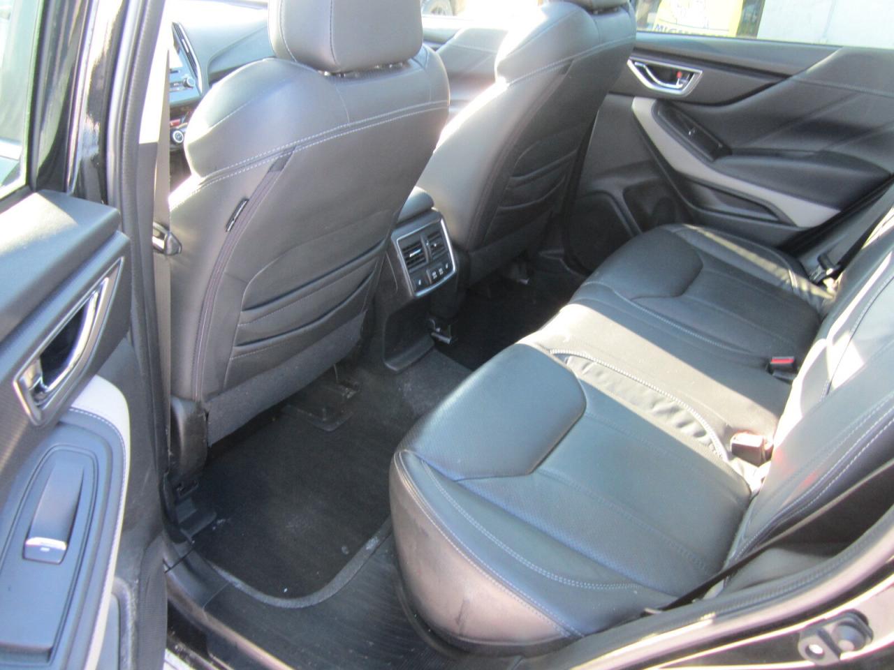 2023 Subaru Forester Limited CVT ONE OWNER NO ACCIDENTS Photo