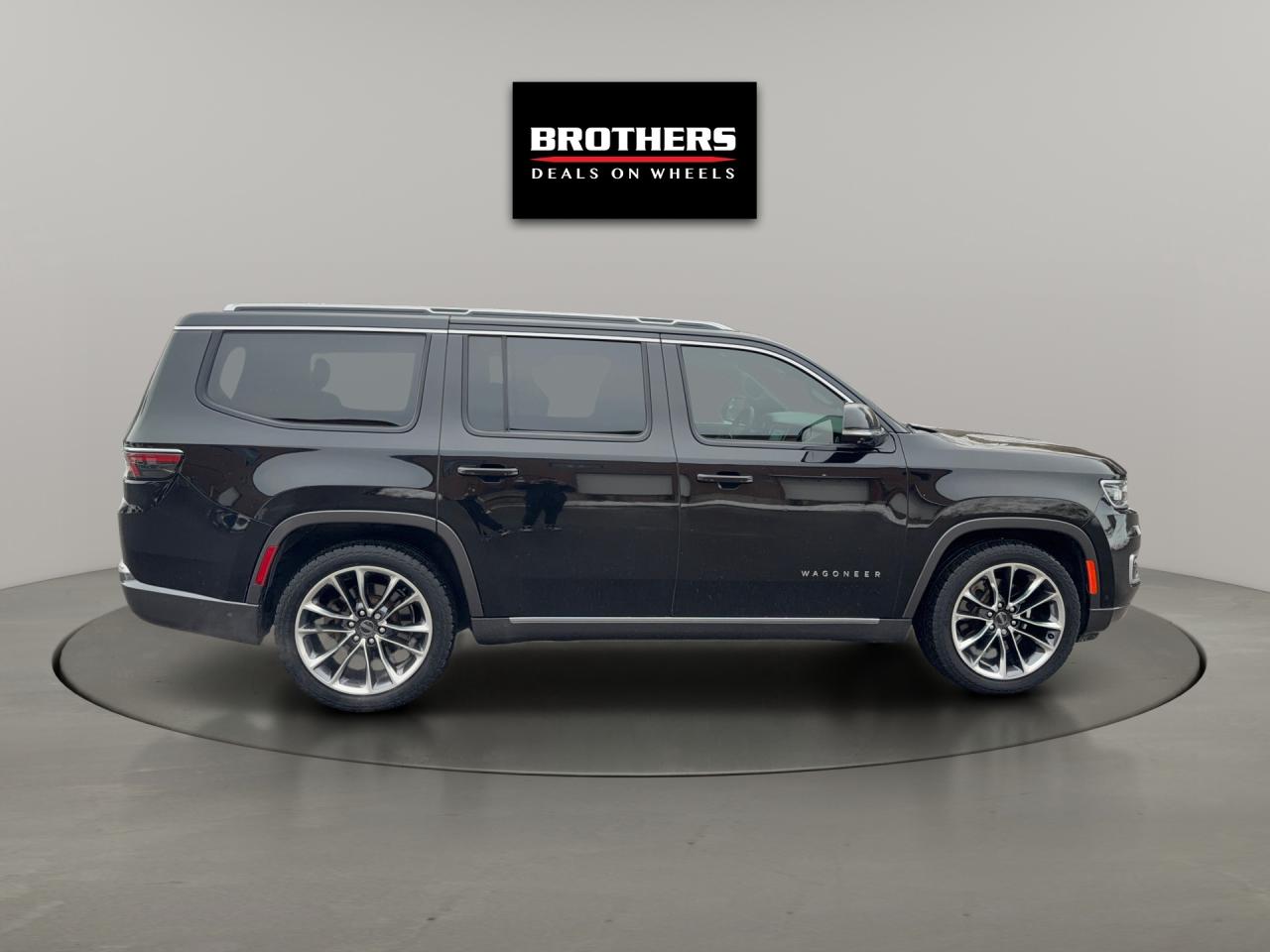 2022 Jeep Wagoneer Series III 4x4 No Accidents One Owner Photo