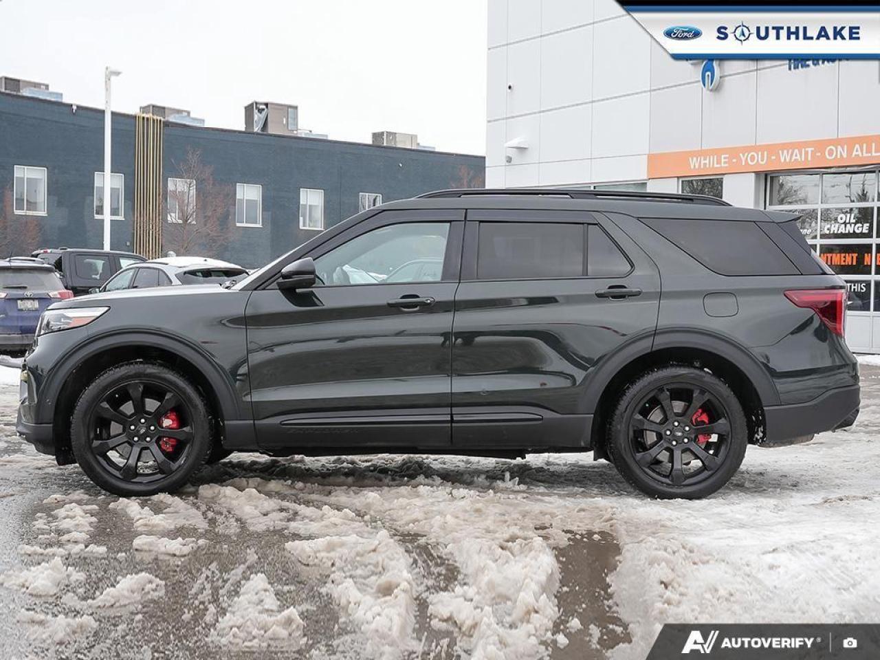 2023 Ford Explorer ST 4dr 4x4 Photo