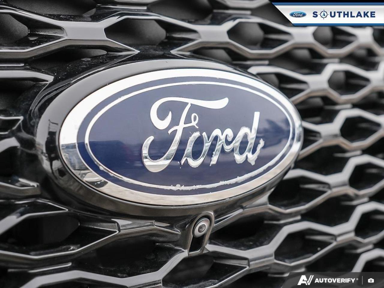 2023 Ford Explorer ST 4dr 4x4 Photo