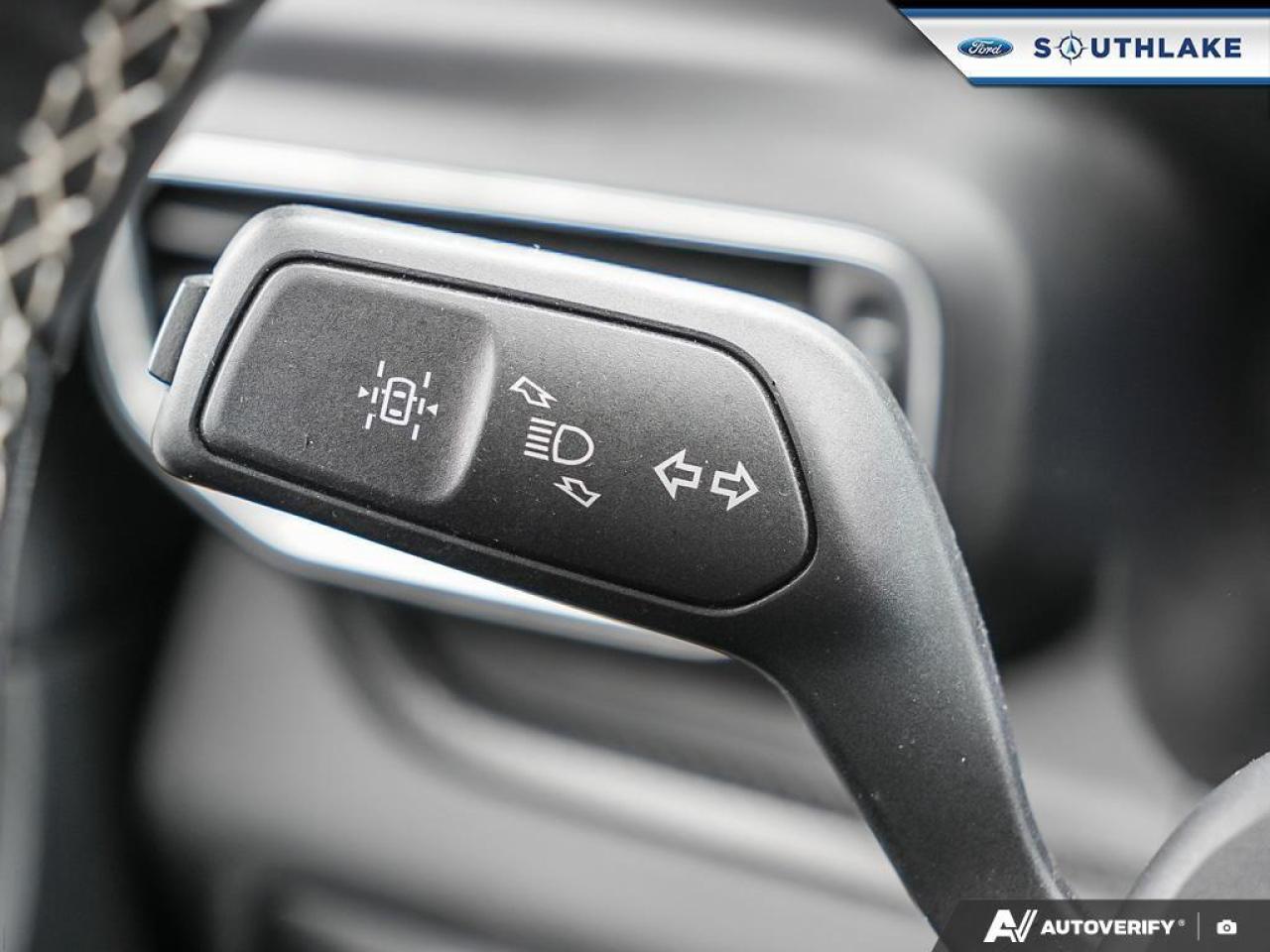 2023 Ford Explorer ST 4dr 4x4 Photo