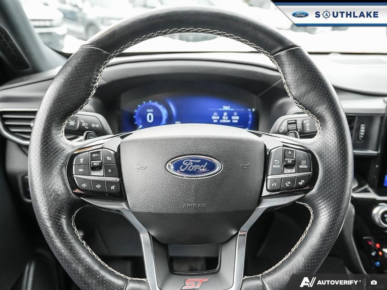 2023 Ford Explorer ST 4dr 4x4 Photo