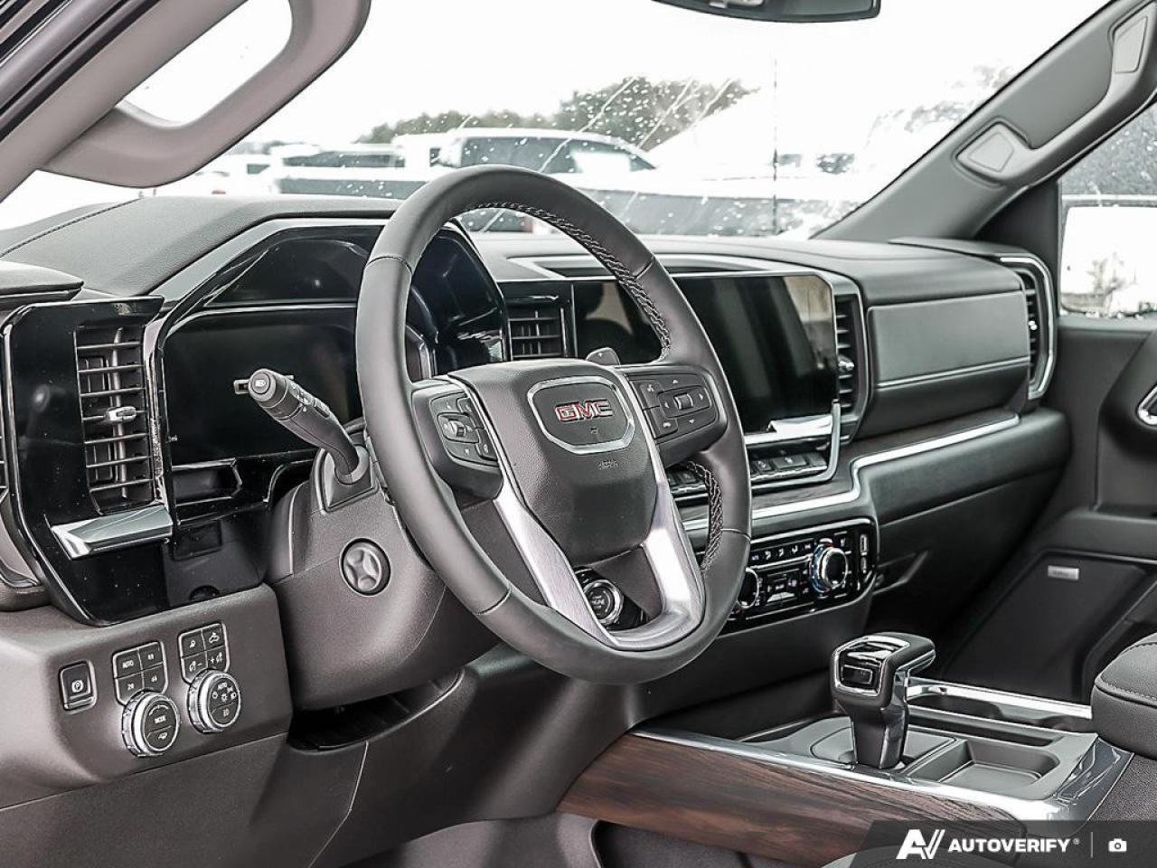 2026 GMC Sierra 1500 Crew Cab Standard Box 4-Wheel Drive SLT Photo