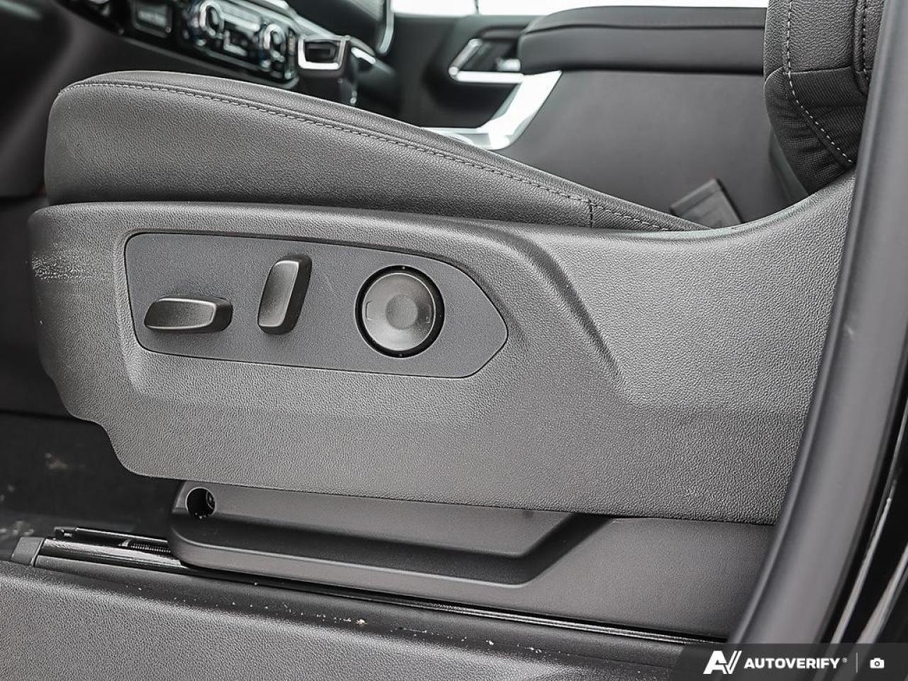 2026 GMC Sierra 1500 Crew Cab Standard Box 4-Wheel Drive SLT Photo