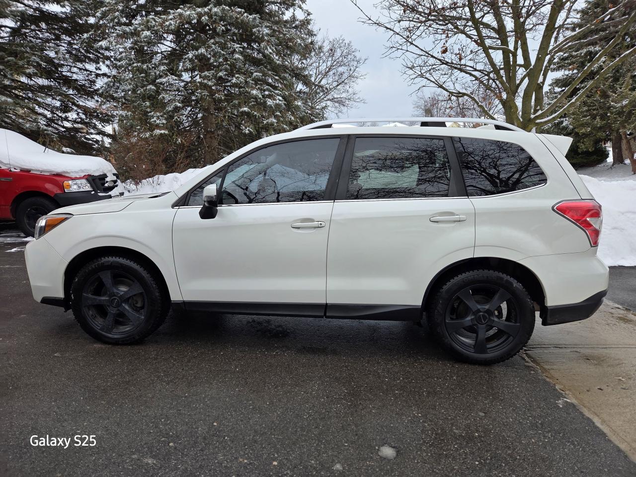 2016 Subaru Forester 2.0 L XT TOURING LEATHER PANO ROOF ONE OWNER $ 12, Photo