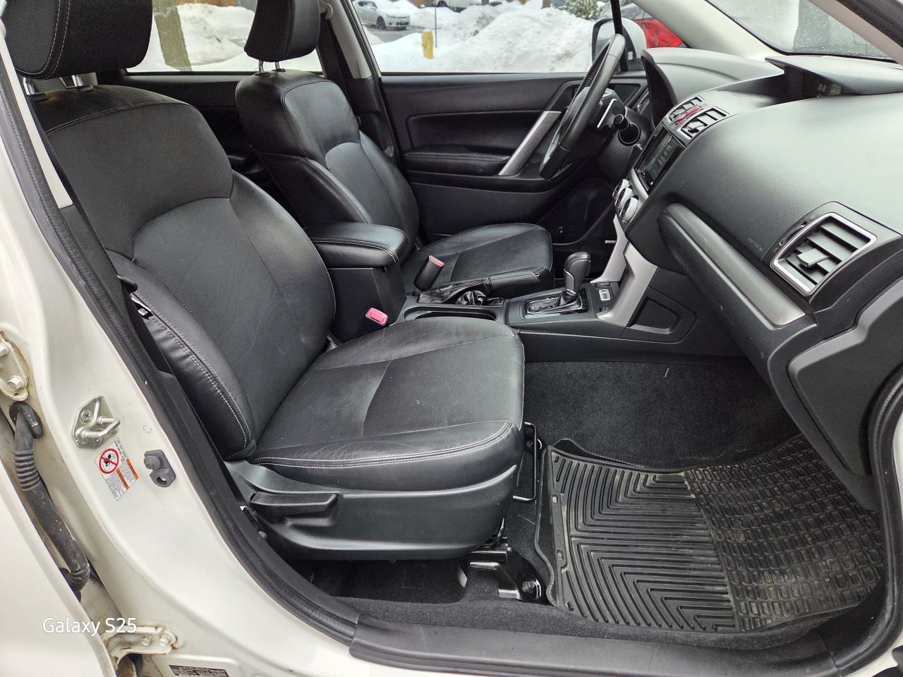 2016 Subaru Forester 2.0 L XT TOURING LEATHER PANO ROOF ONE OWNER $ 12, Photo