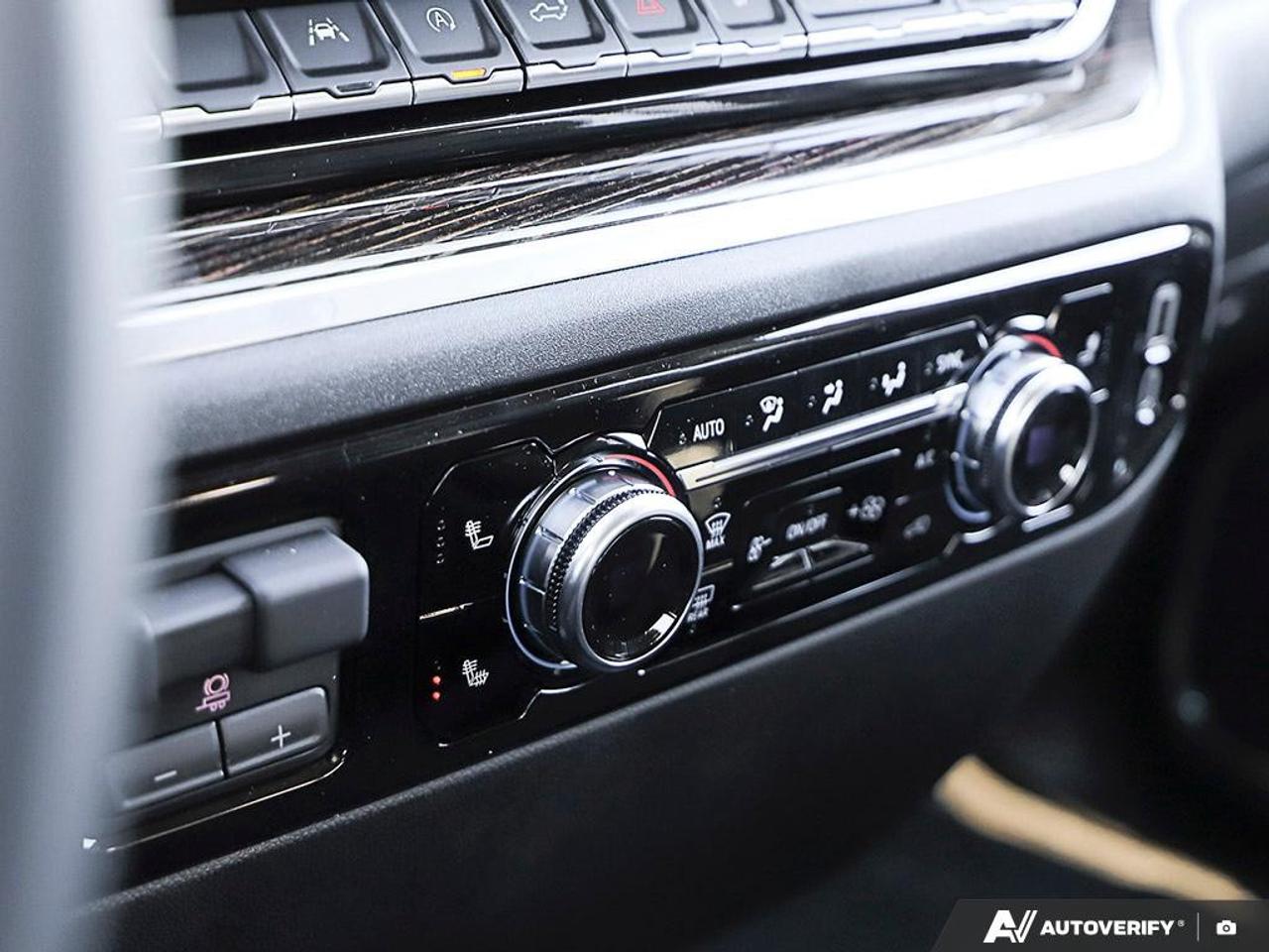 2026 GMC Sierra 1500 Crew Cab Standard Box 4-Wheel Drive Elevation Photo