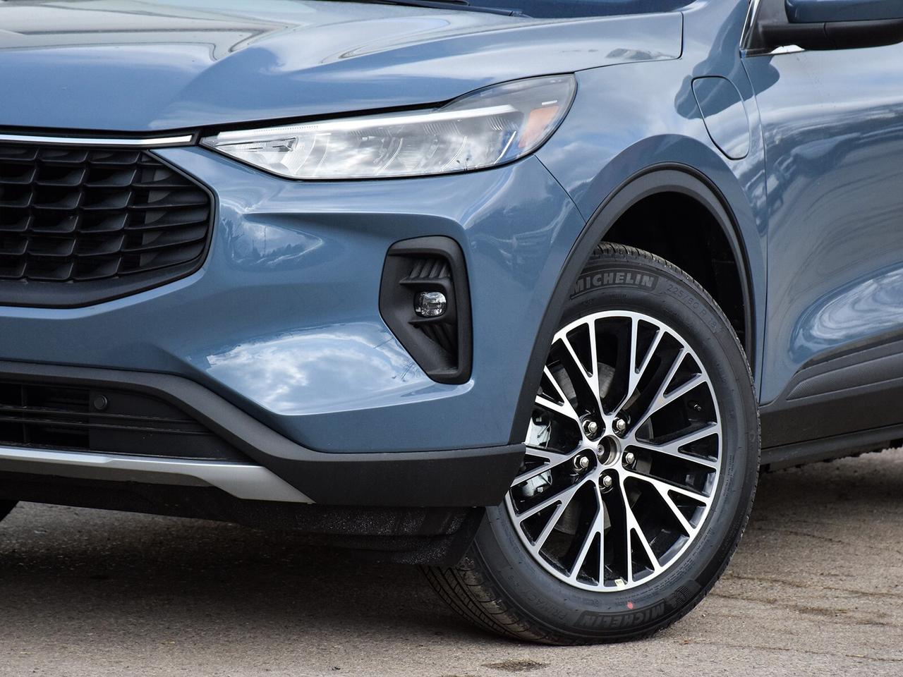 2025 Ford Escape PHEV FWD Photo