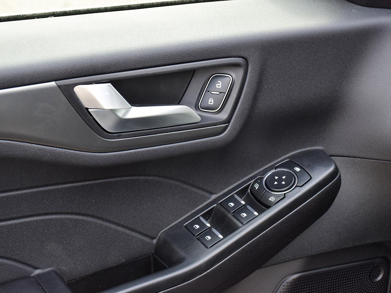 2025 Ford Escape PHEV FWD Photo