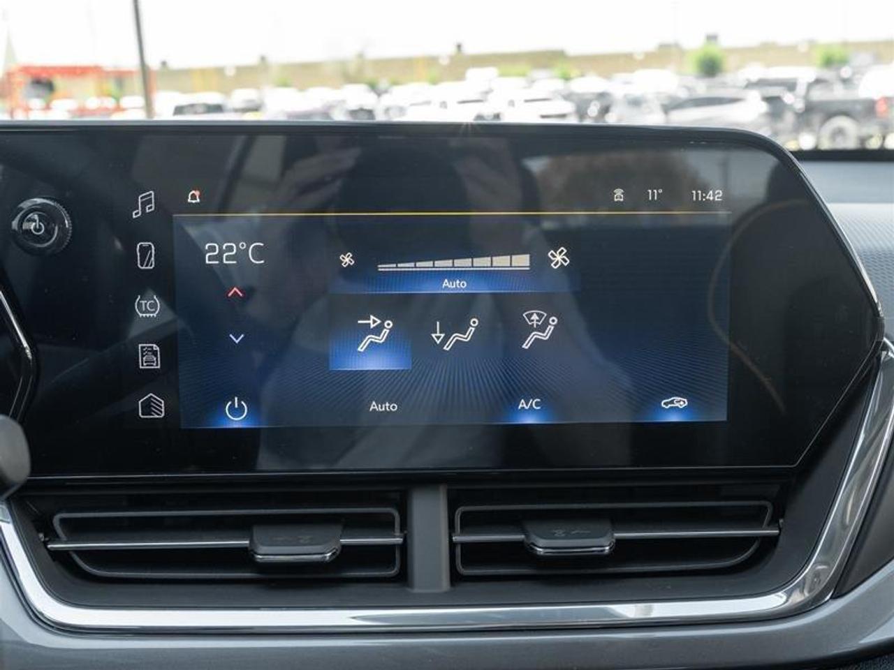 2026 Chevrolet Trax ACTIV 4dr Front-Wheel Drive Photo