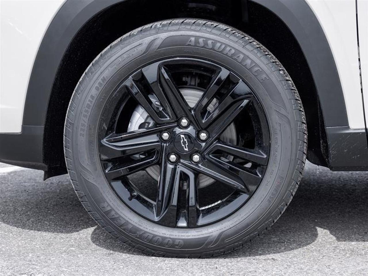2026 Chevrolet Trax ACTIV 4dr Front-Wheel Drive Photo3