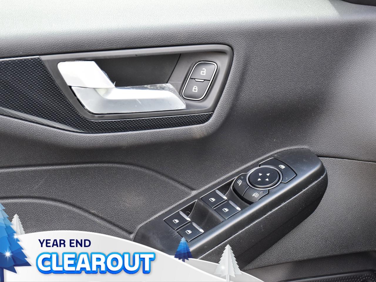 2025 Ford Escape ST-Line AWD Photo