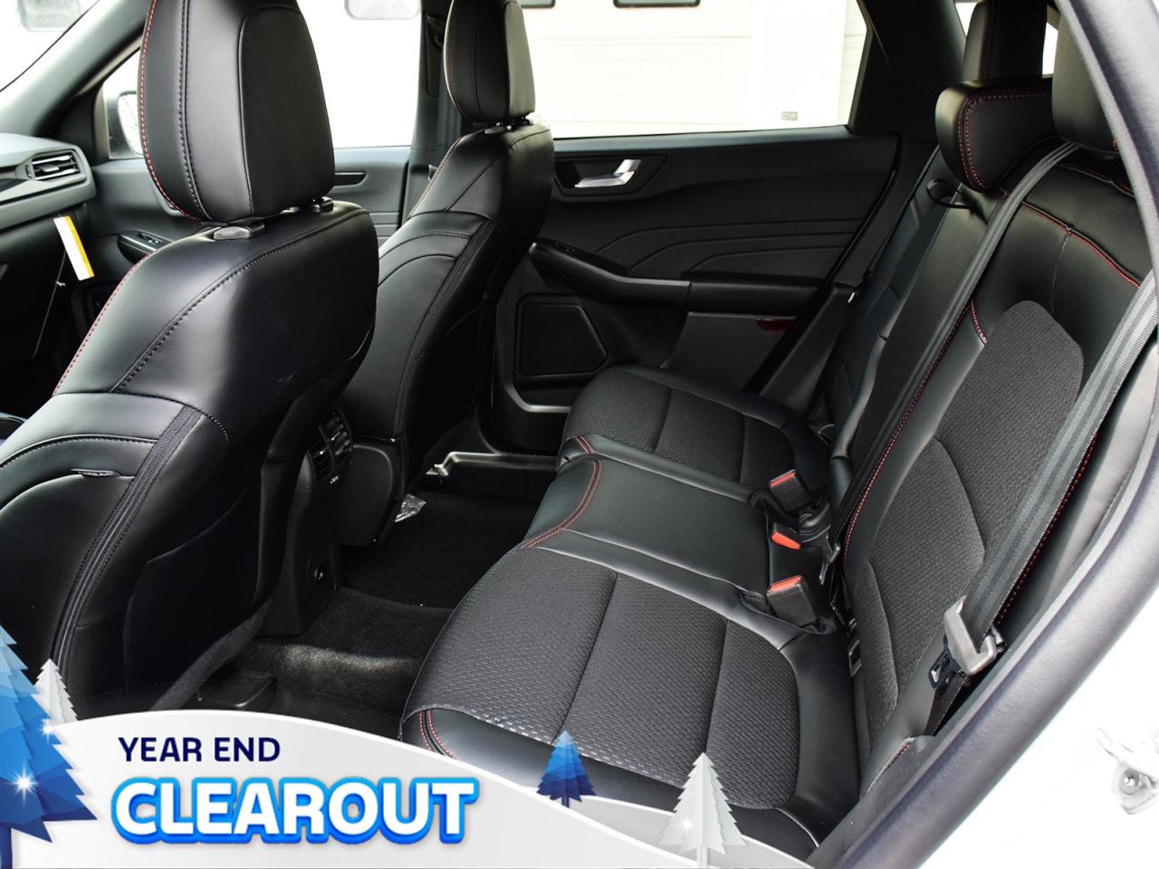 2025 Ford Escape ST-Line AWD Photo