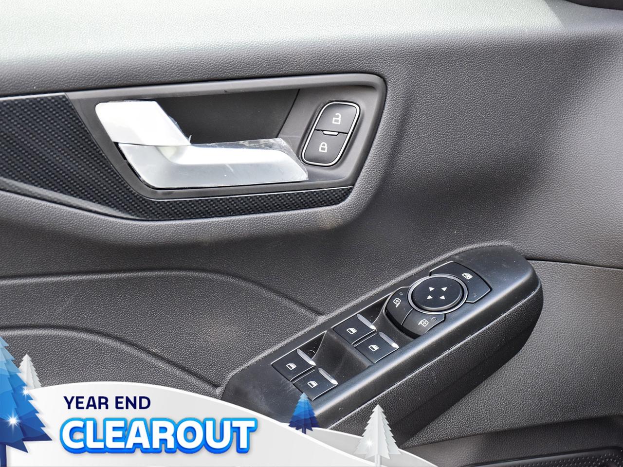 2025 Ford Escape ST-Line AWD Photo