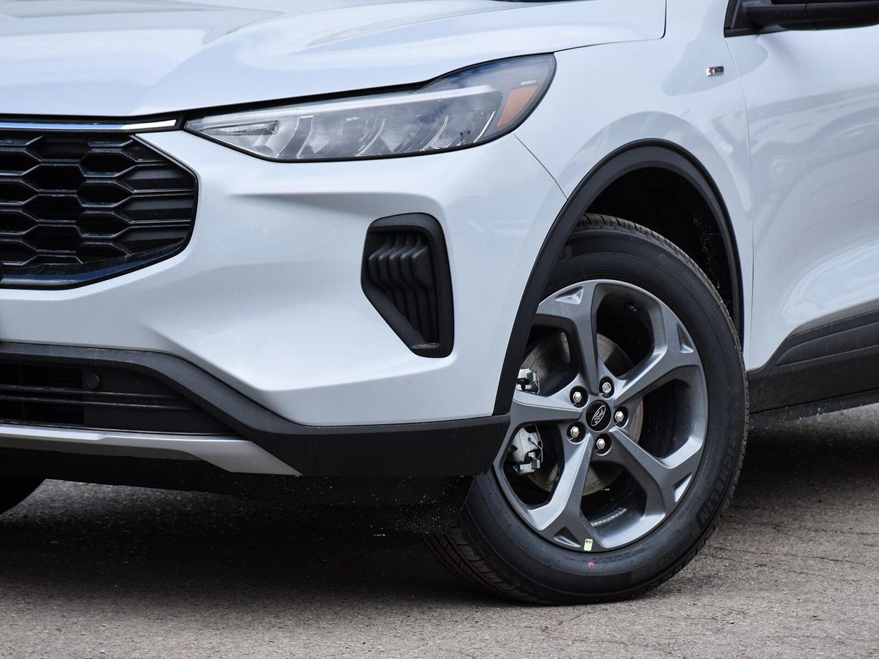 2025 Ford Escape ST-Line AWD Photo